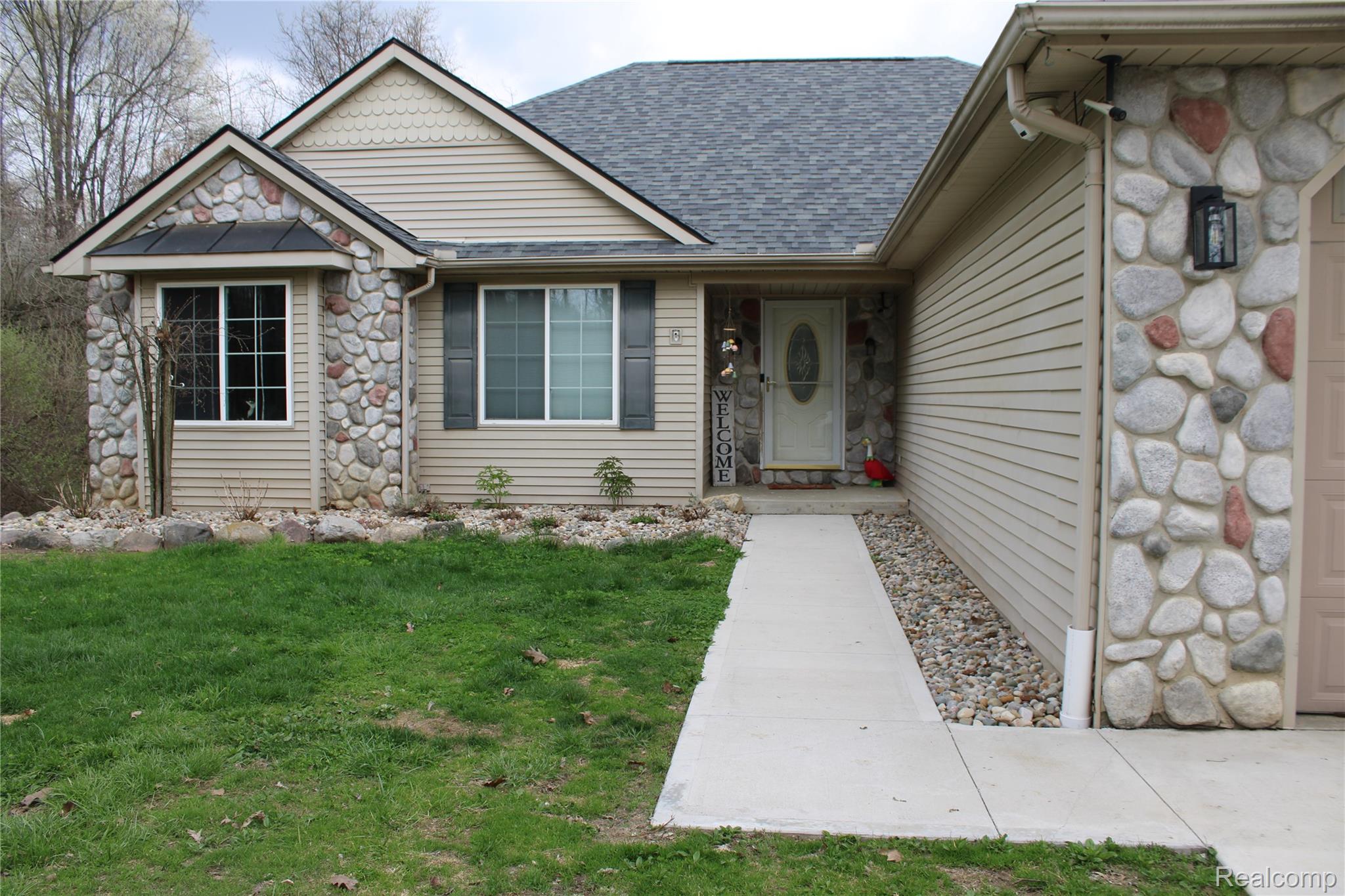 3255, Burning Tree, Attica, Michigan, 48412