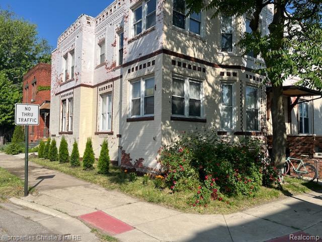 4207, 4th, #3, Detroit, Michigan, 48201