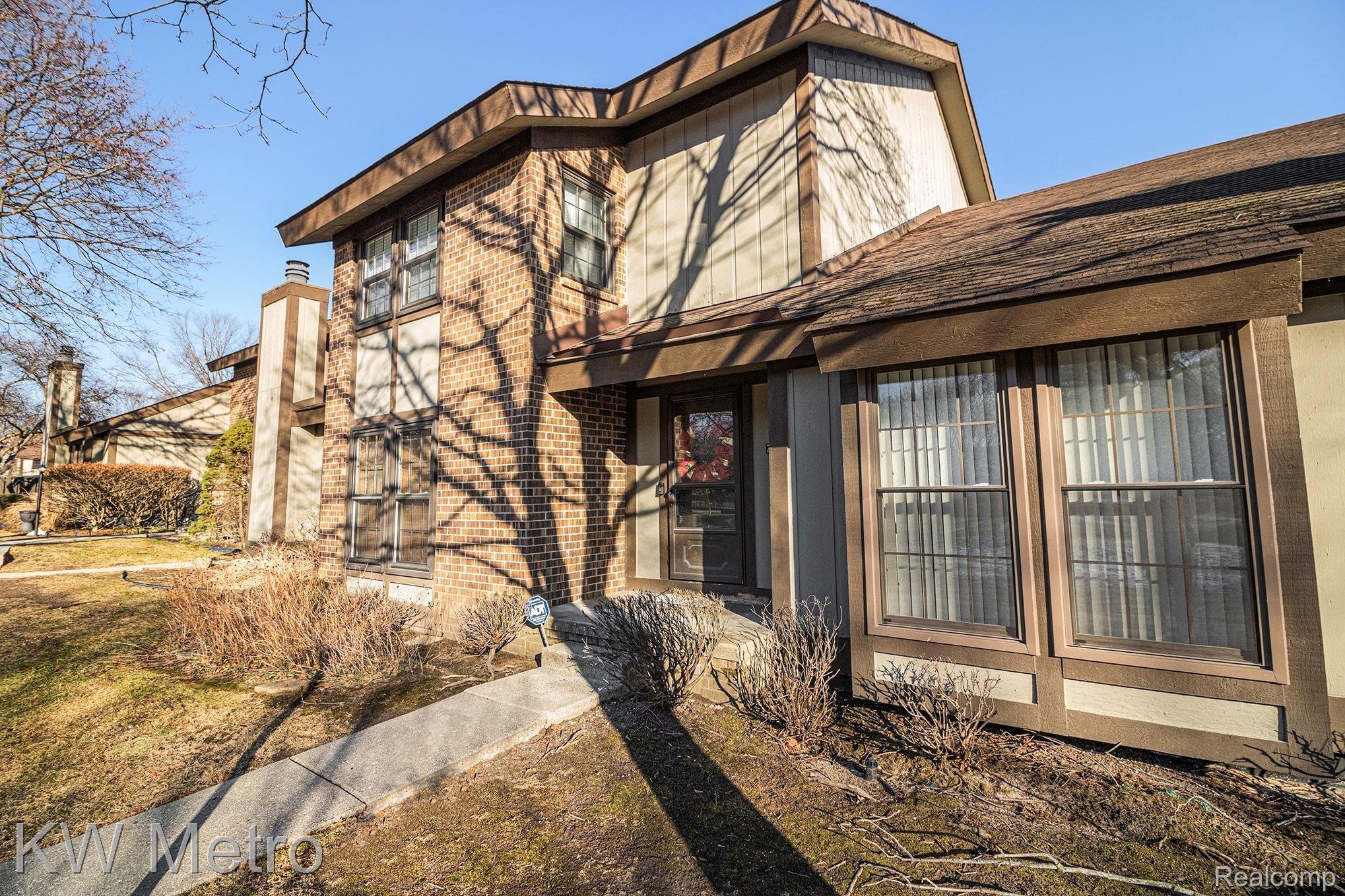 25062, Oakbrooke, Southfield, Michigan, 48033