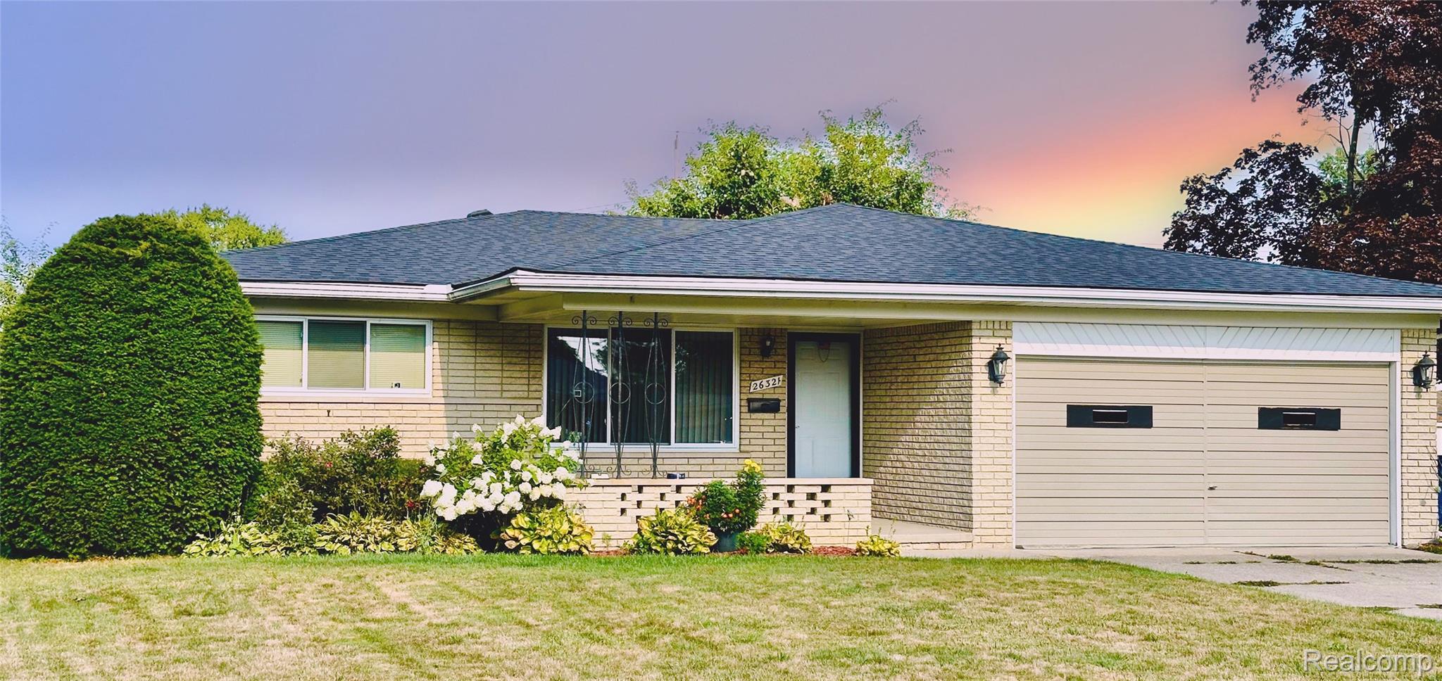 26321, Burg, Warren, Michigan, 48089