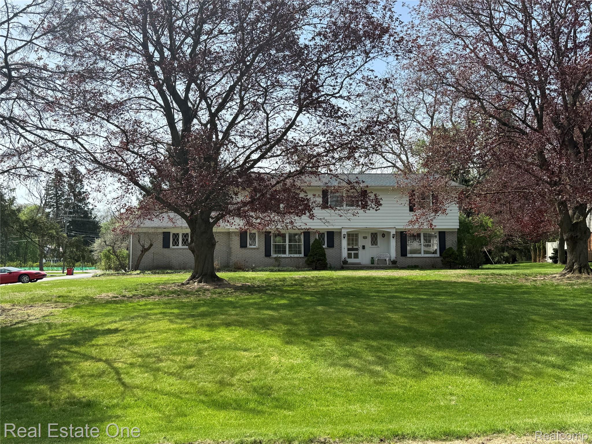 26023, Meadow, Franklin, Michigan, 48025