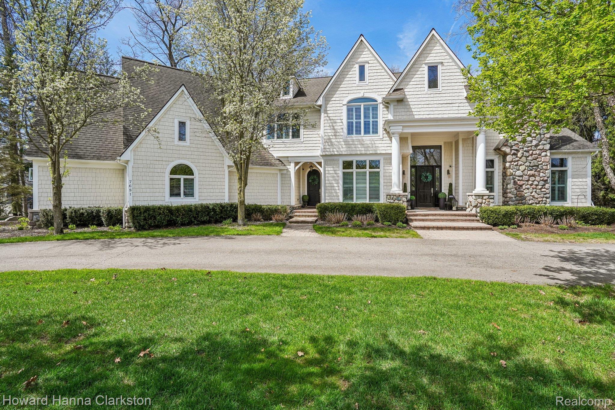 7651, Maple Ridge, Clarkston, Michigan, 48346