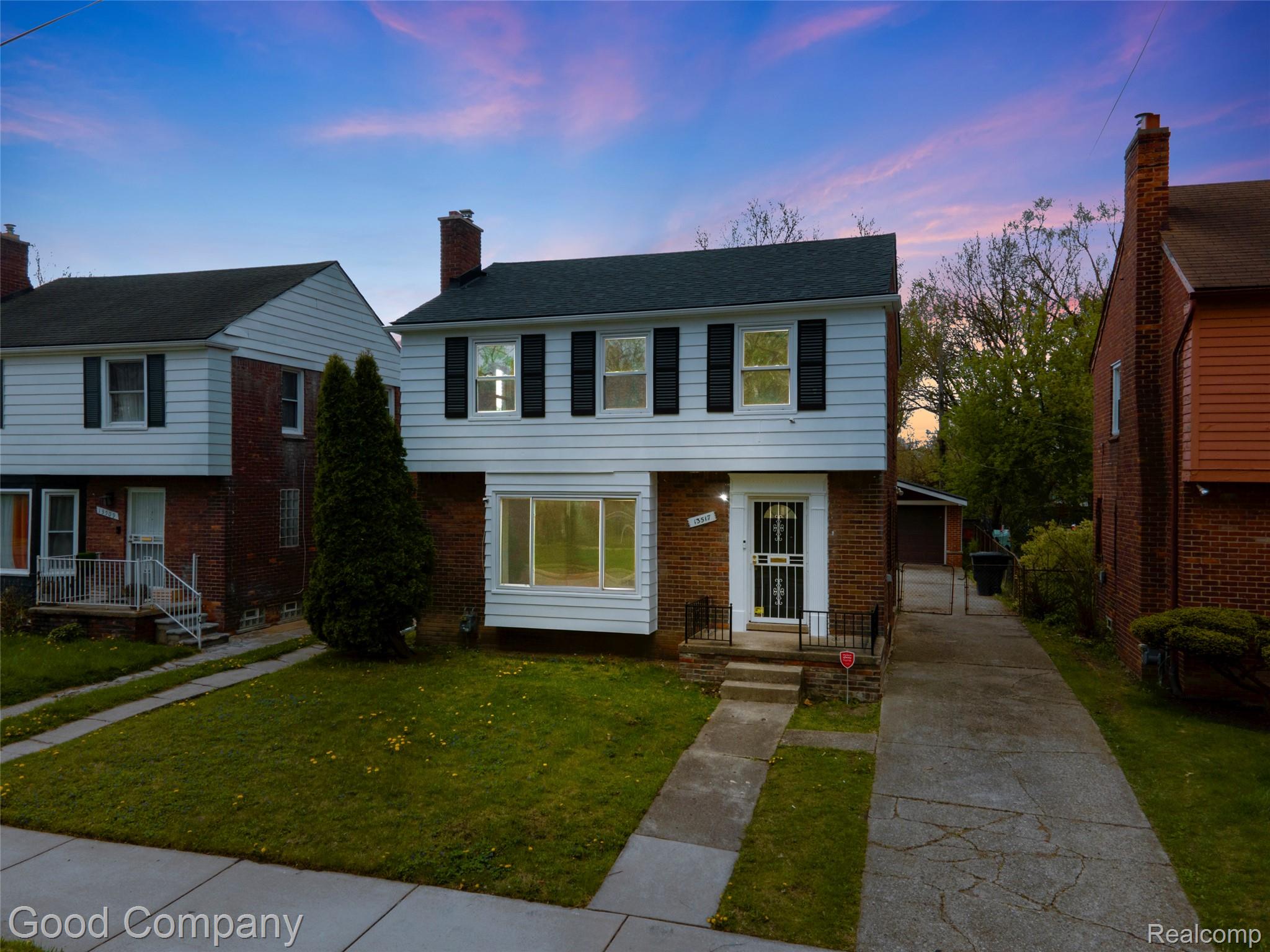 13517, Pembroke, Detroit, Michigan, 48235
