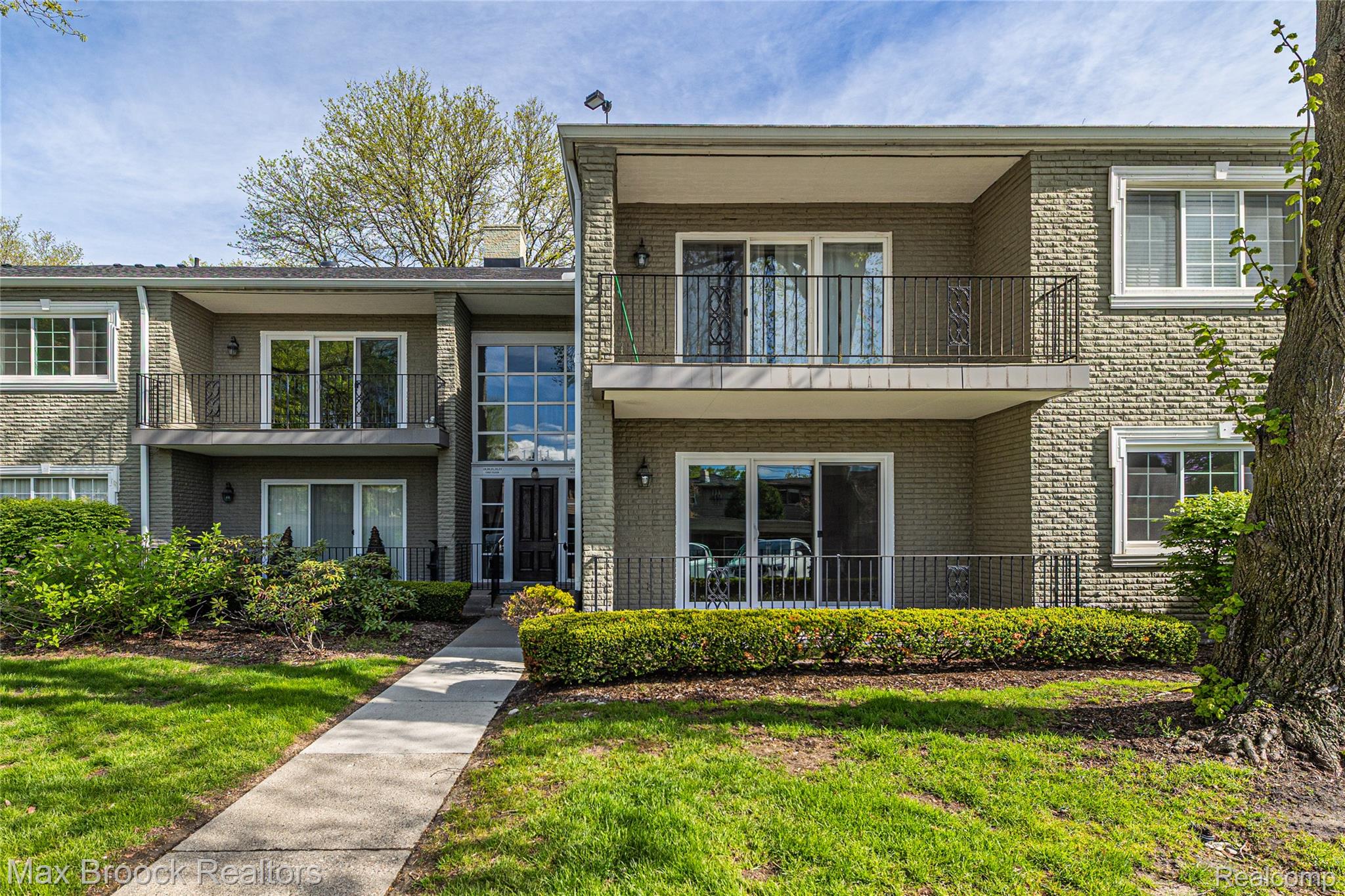 1111, Old Woodward, #23, Birmingham, Michigan, 48009