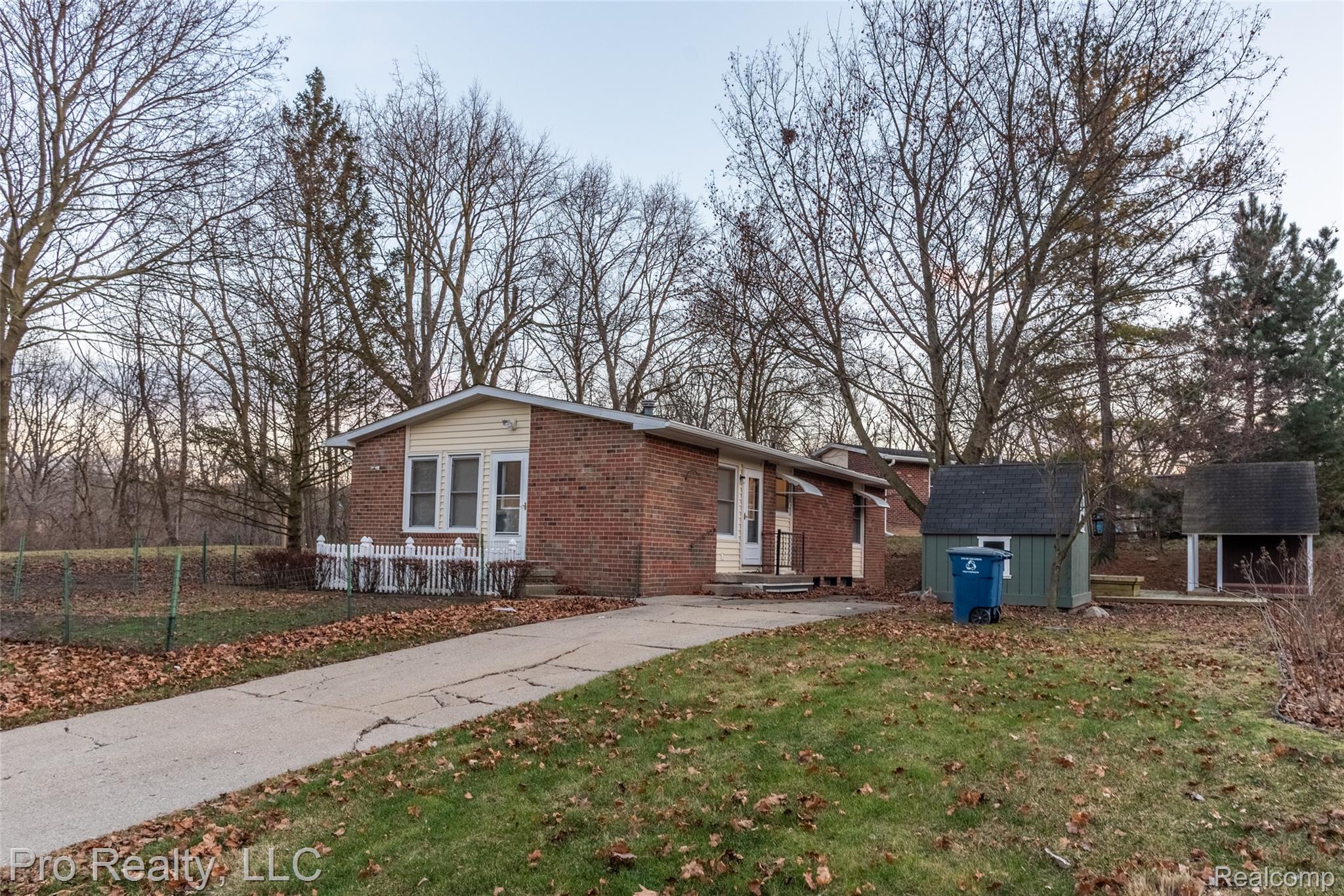 2071, WINEWOOD, Ann Arbor, Michigan, 48103