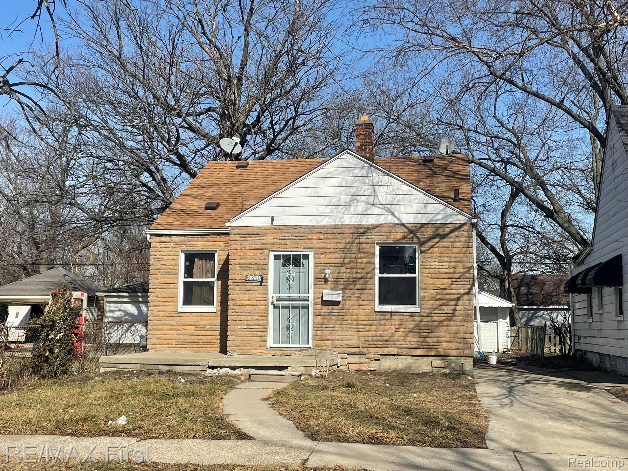 8810, Farmbrook, Detroit, Michigan, 48224