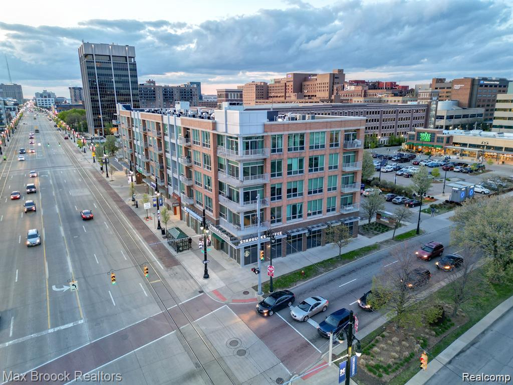 3670, Woodward, #404, Detroit, Michigan, 48201