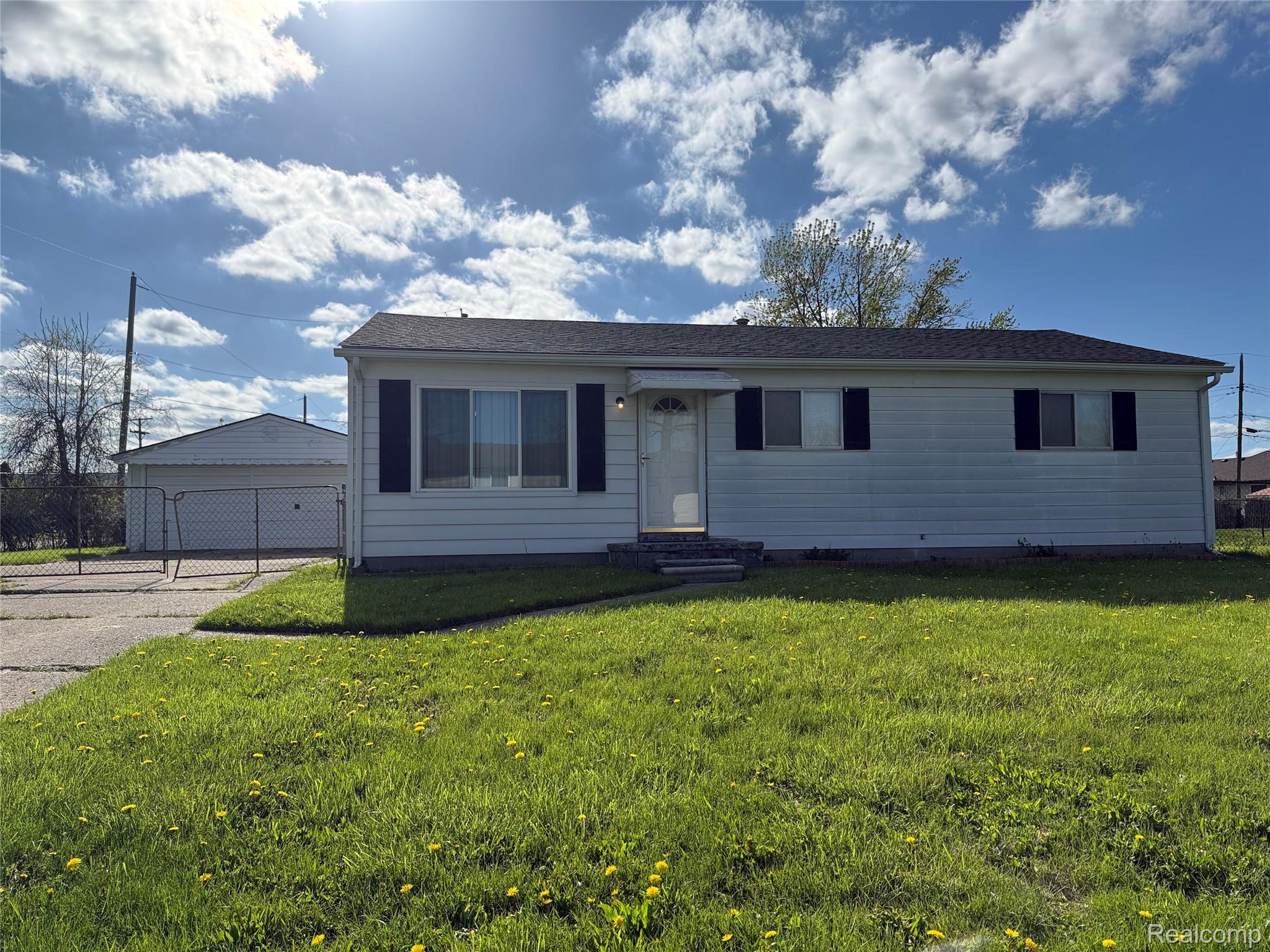 33711, Floyd, Clinton Township, Michigan, 48035