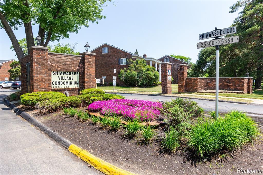 25316, Shiawassee, #203, Southfield, Michigan, 48033