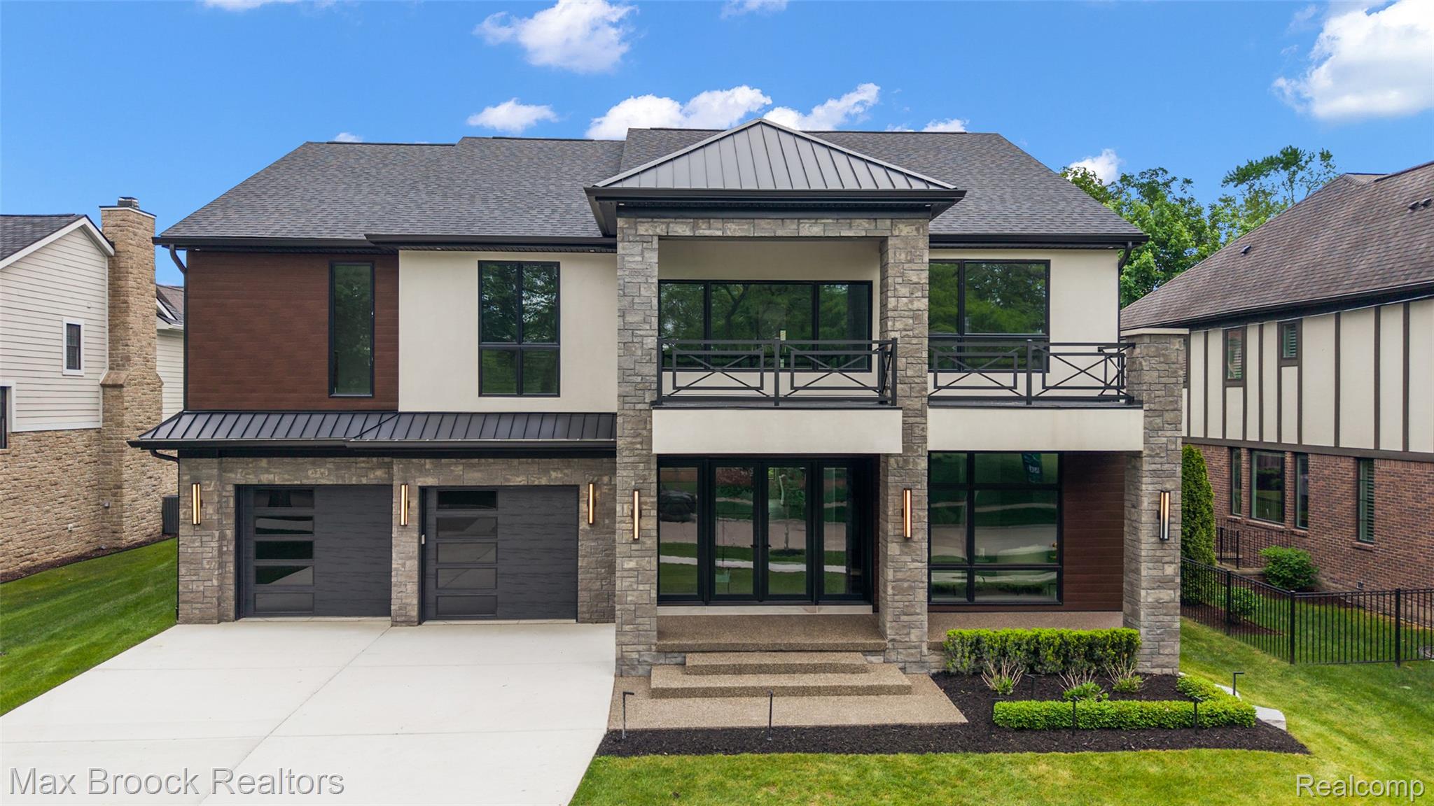 1541, Shipman, Birmingham, Michigan, 48009