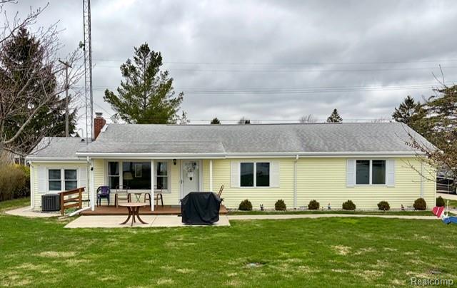 2904, Lakeshore, Port Hope, Michigan, 48468