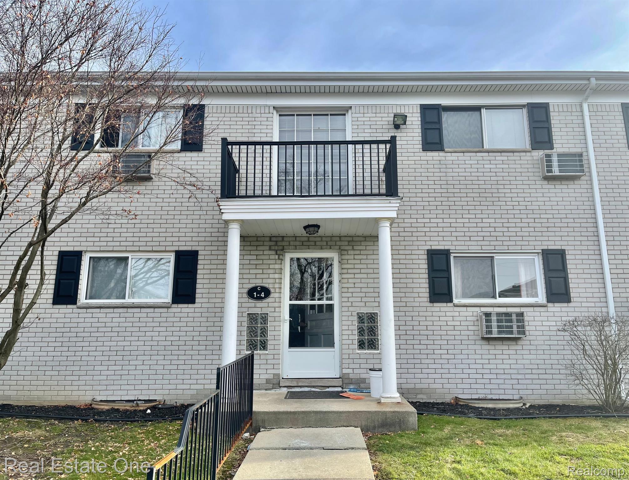 100, Hickory Grove, #c1, Bloomfield Hills, Michigan, 48304