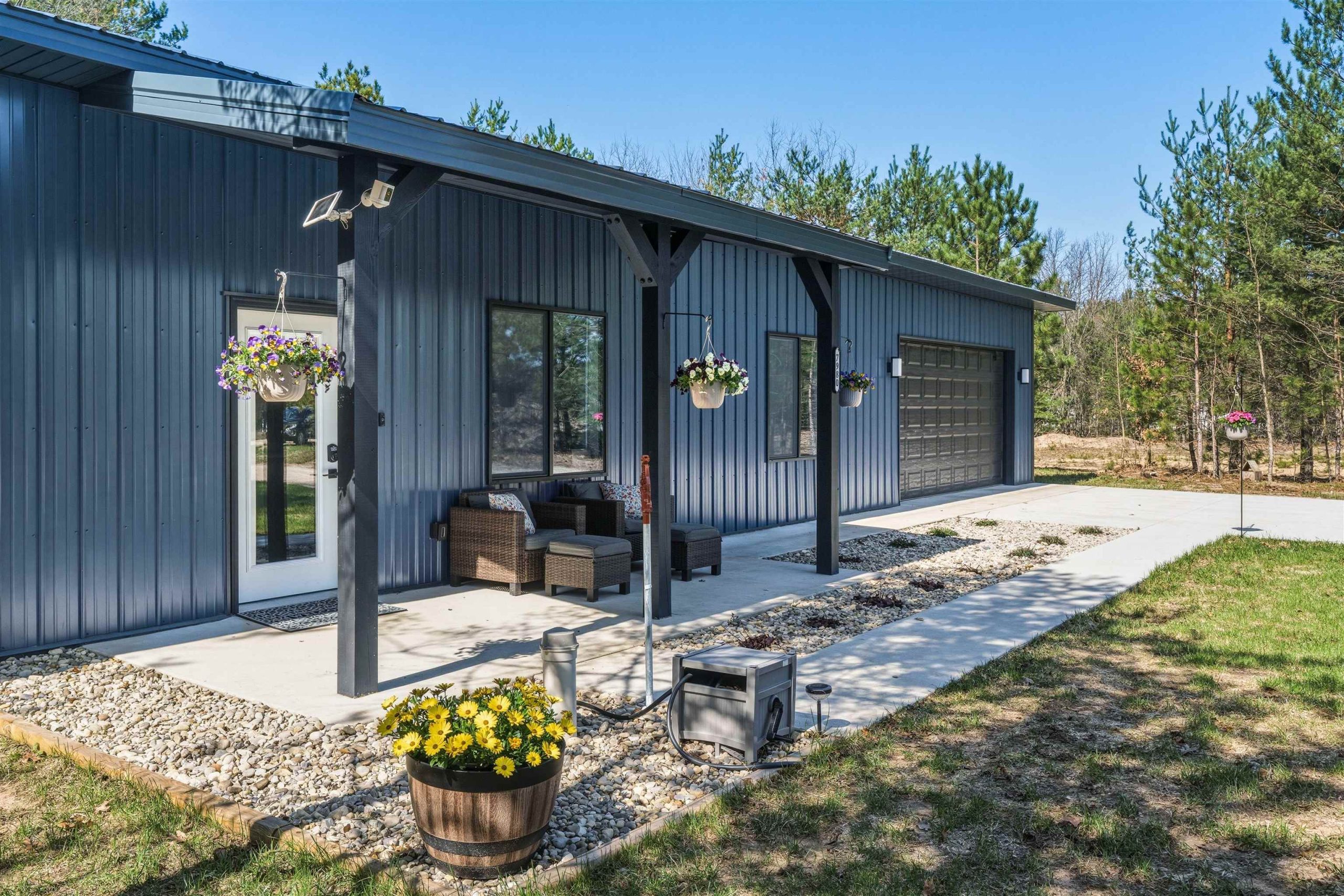 7980 Springwater