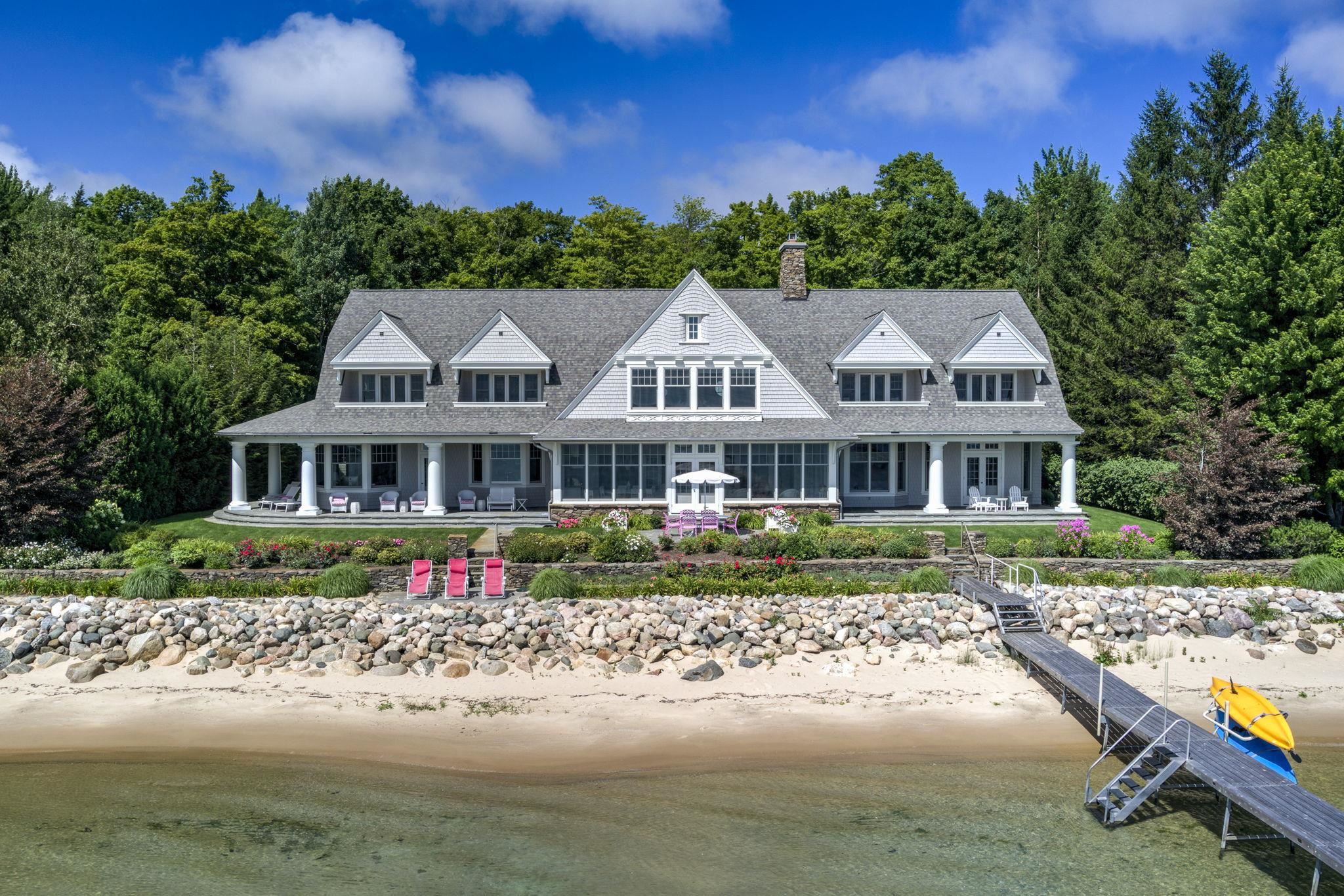 12935 N Northport Point