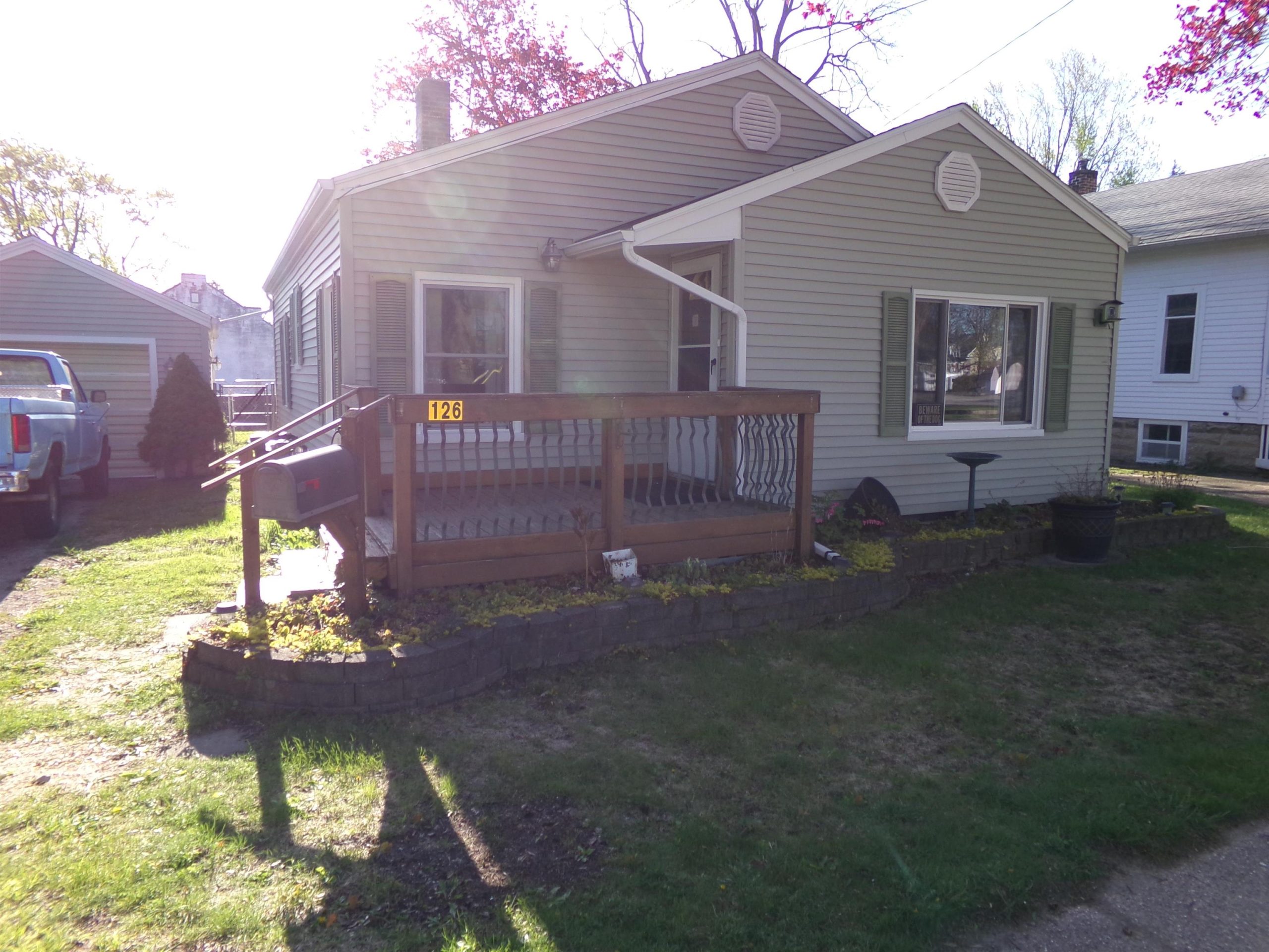126 N Ithaca
