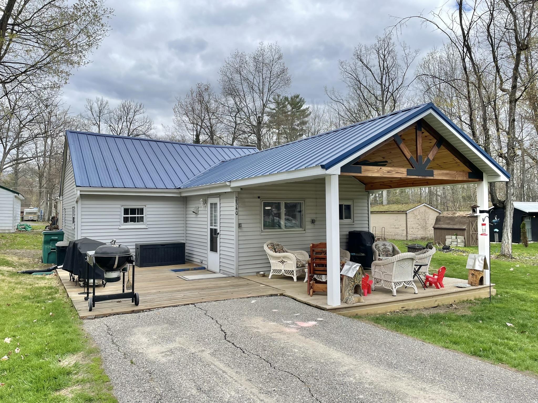 2340 Greenwood