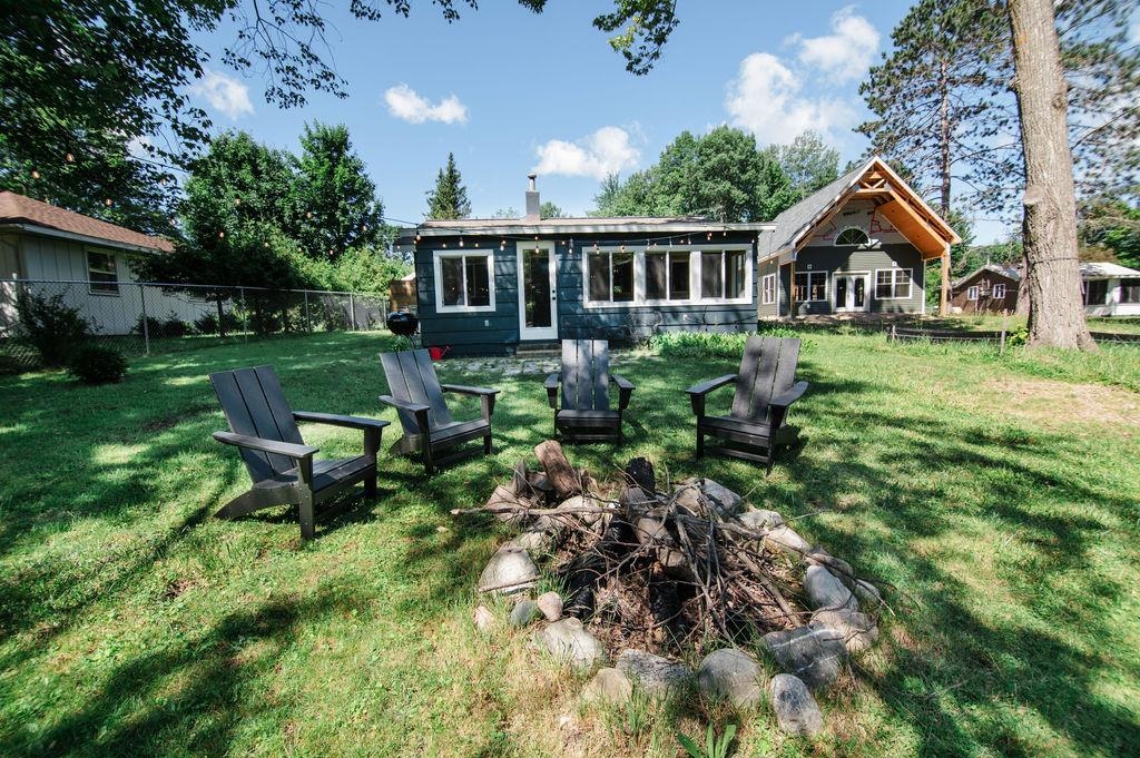 3185 Riverside