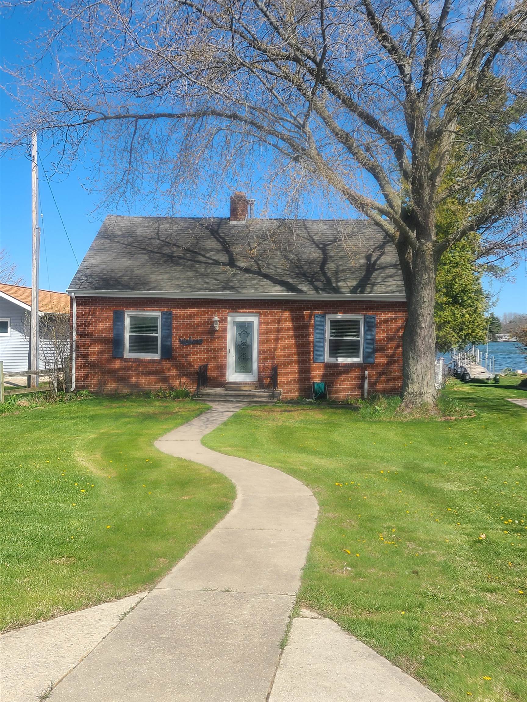 7880 W Cedar Lake RD
