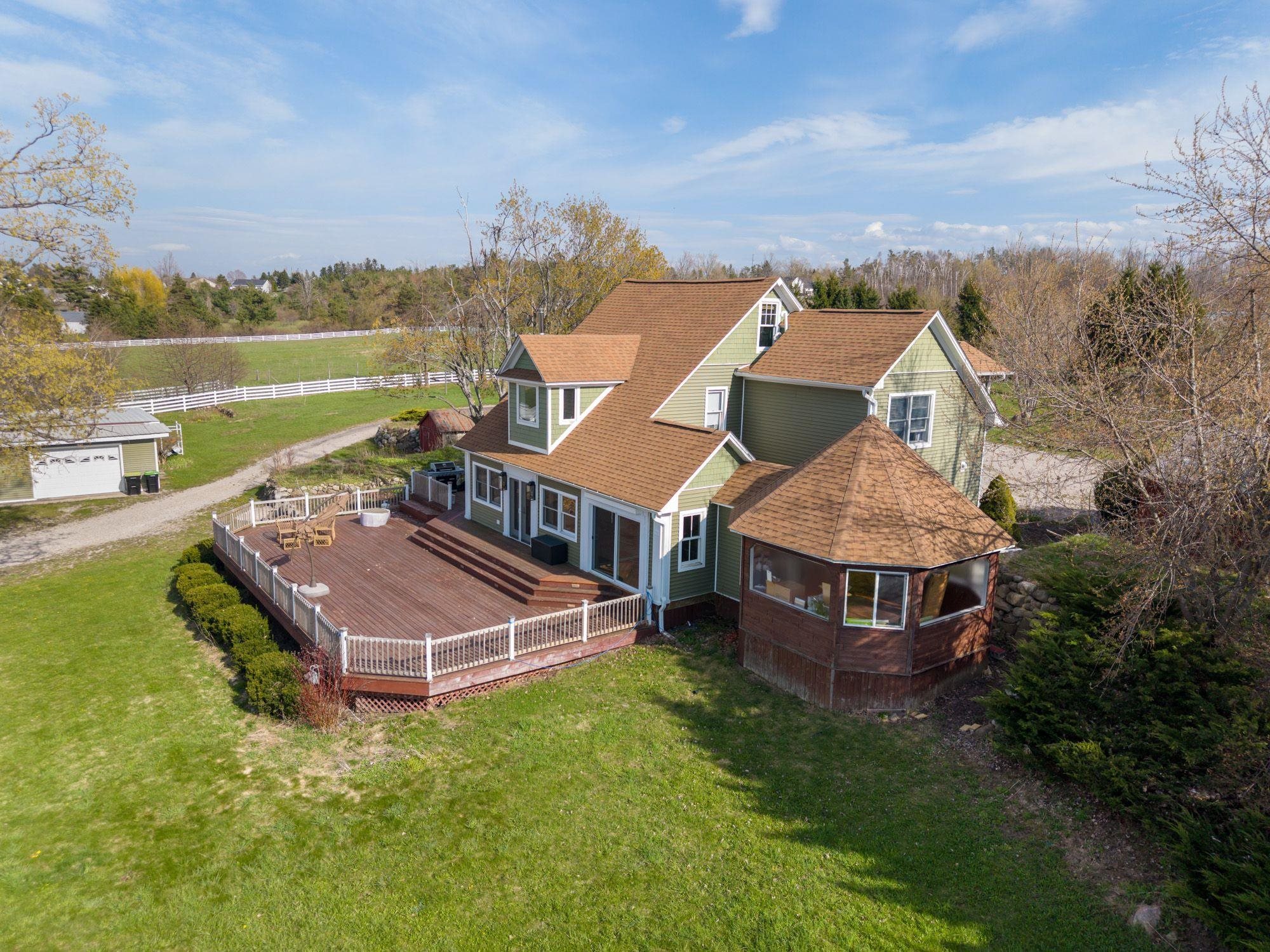 2035 W Sheridan