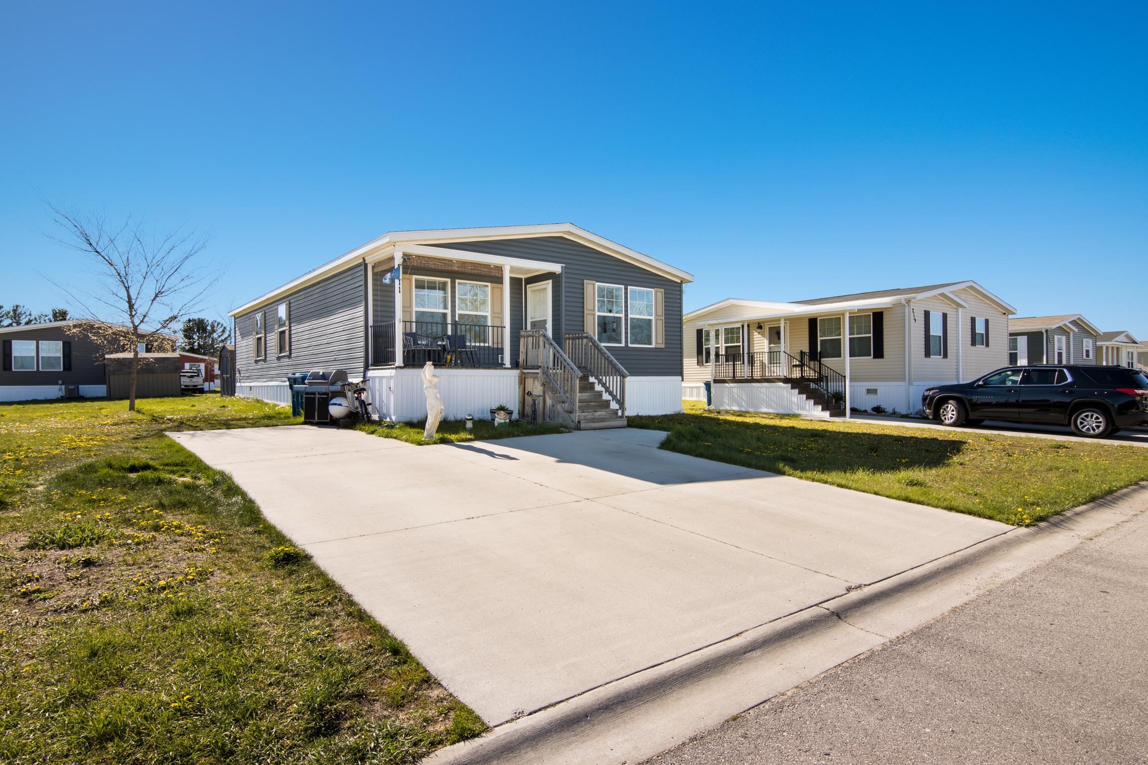 2111 Summerfield