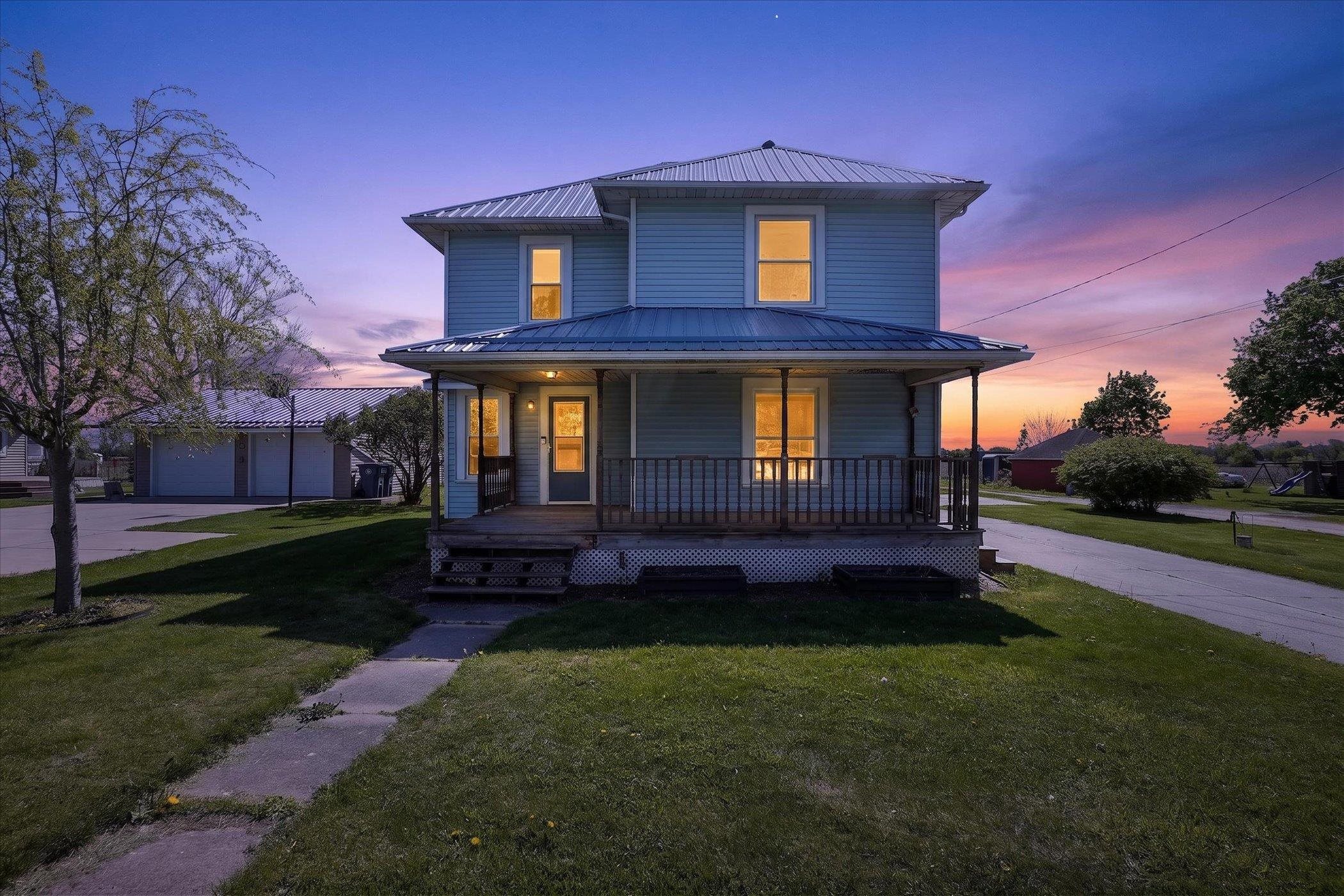 6348 N Pingree