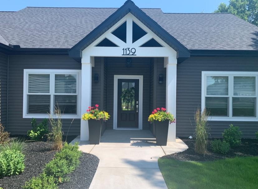 1139 Fairway