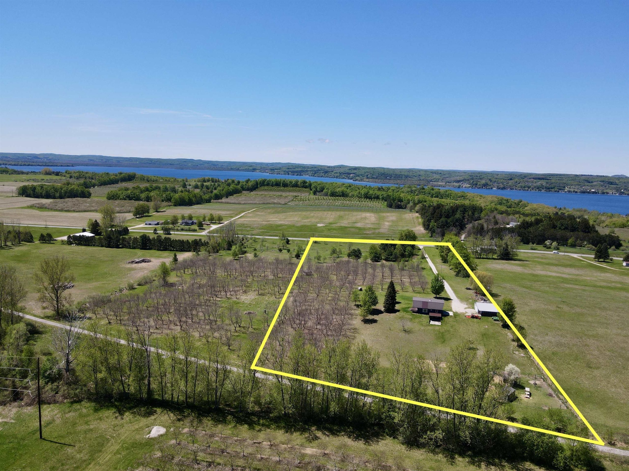 7825 S Lake Leelanau