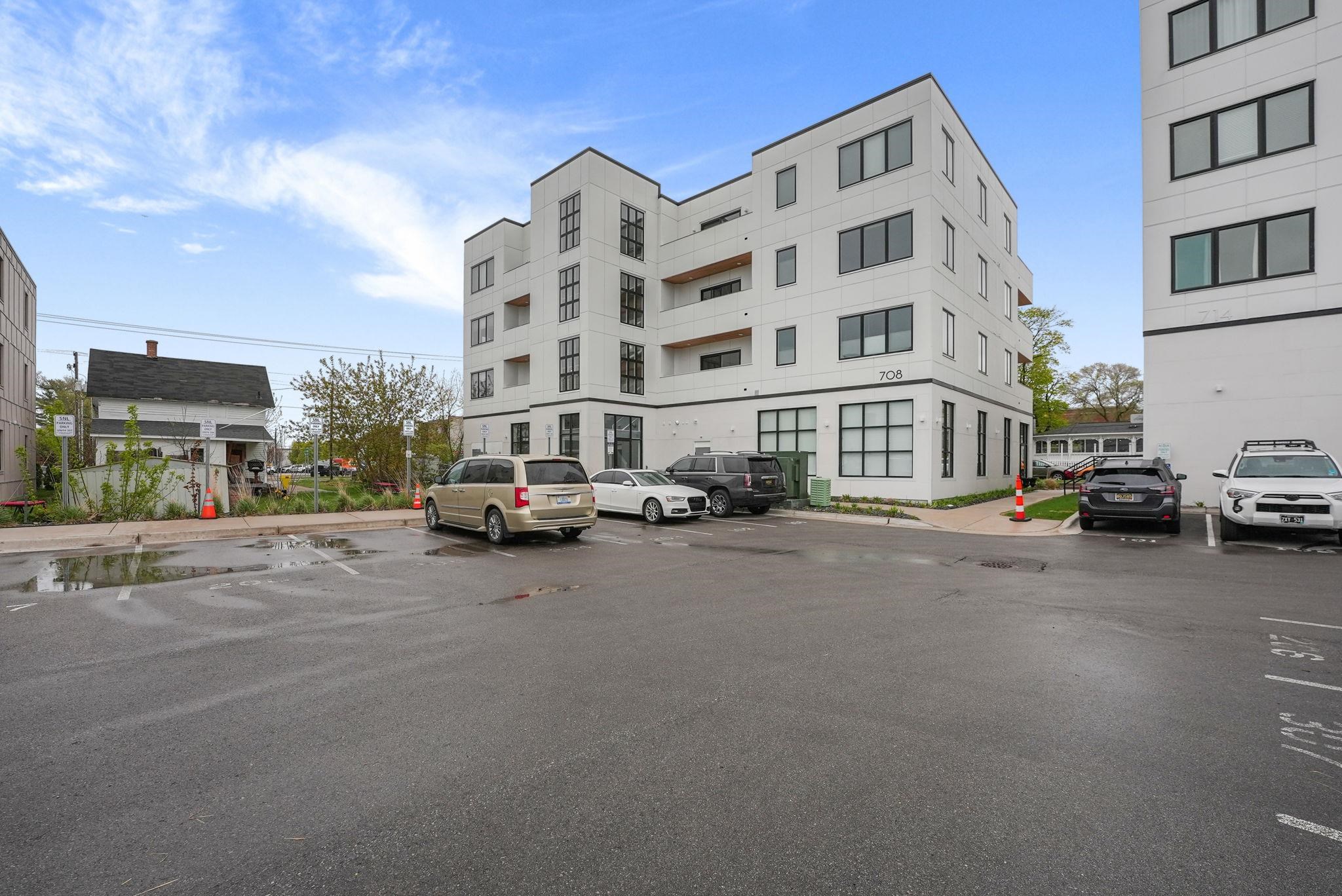 708 Randolph