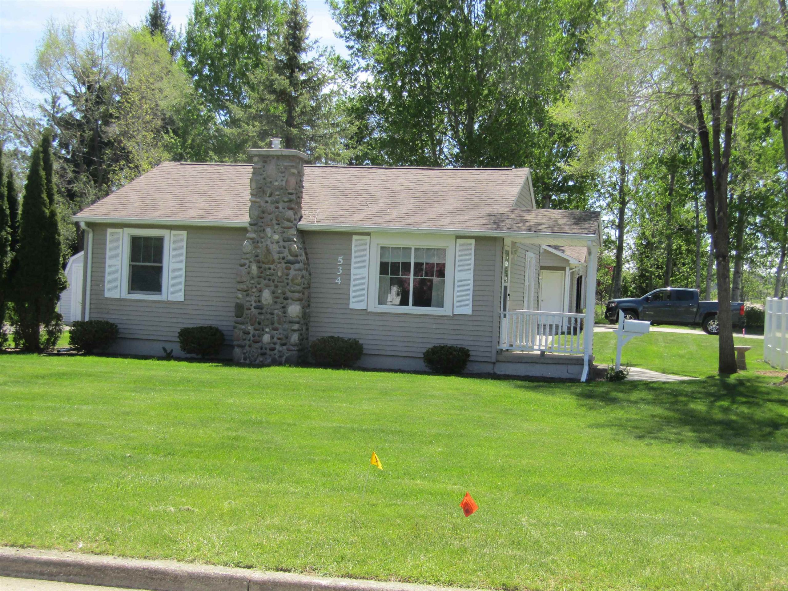 534 Morrison
