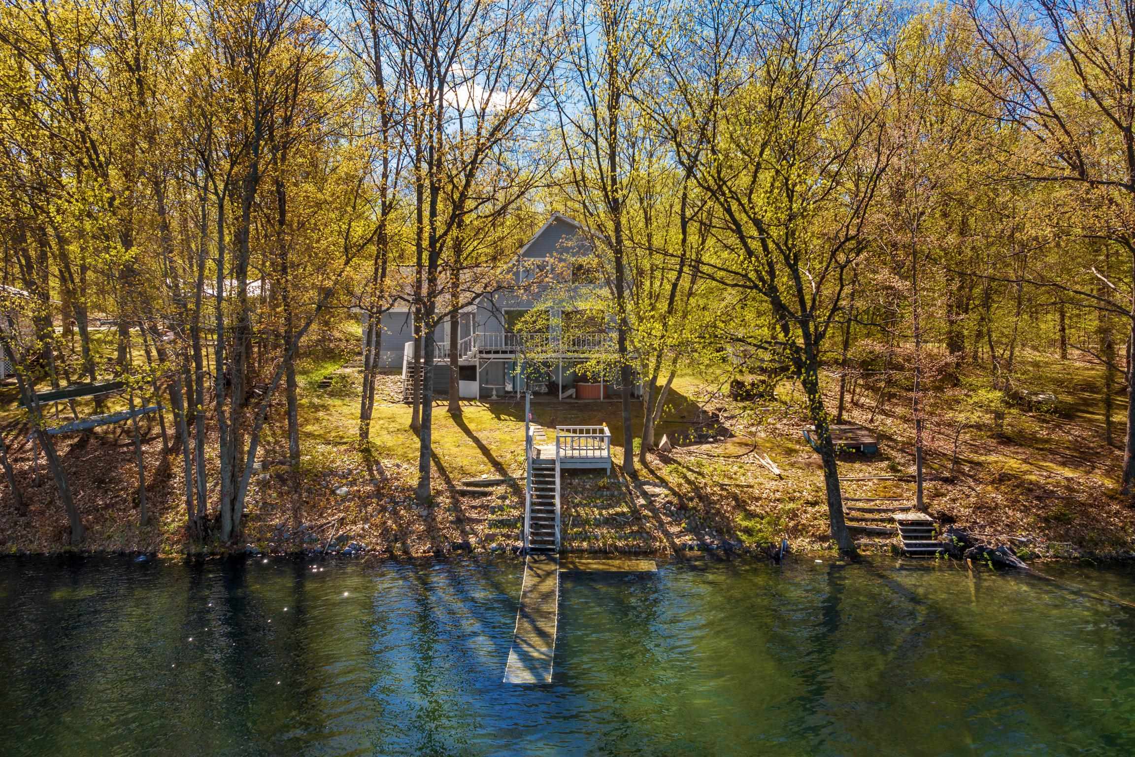 6826 Little Twin Lake Road NE