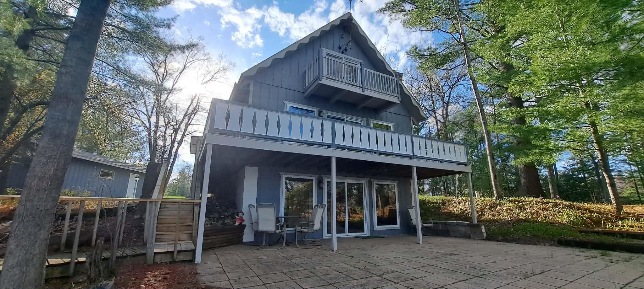 6341 Eagles Nest
