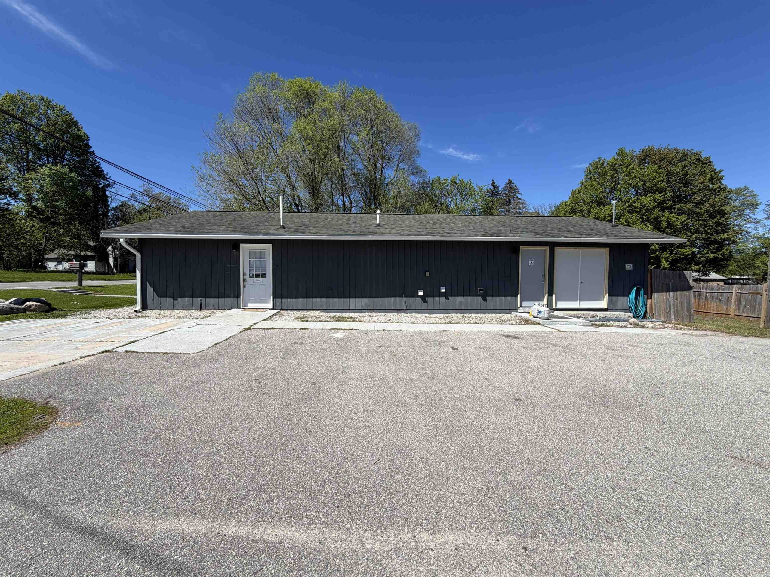 2134 S Main