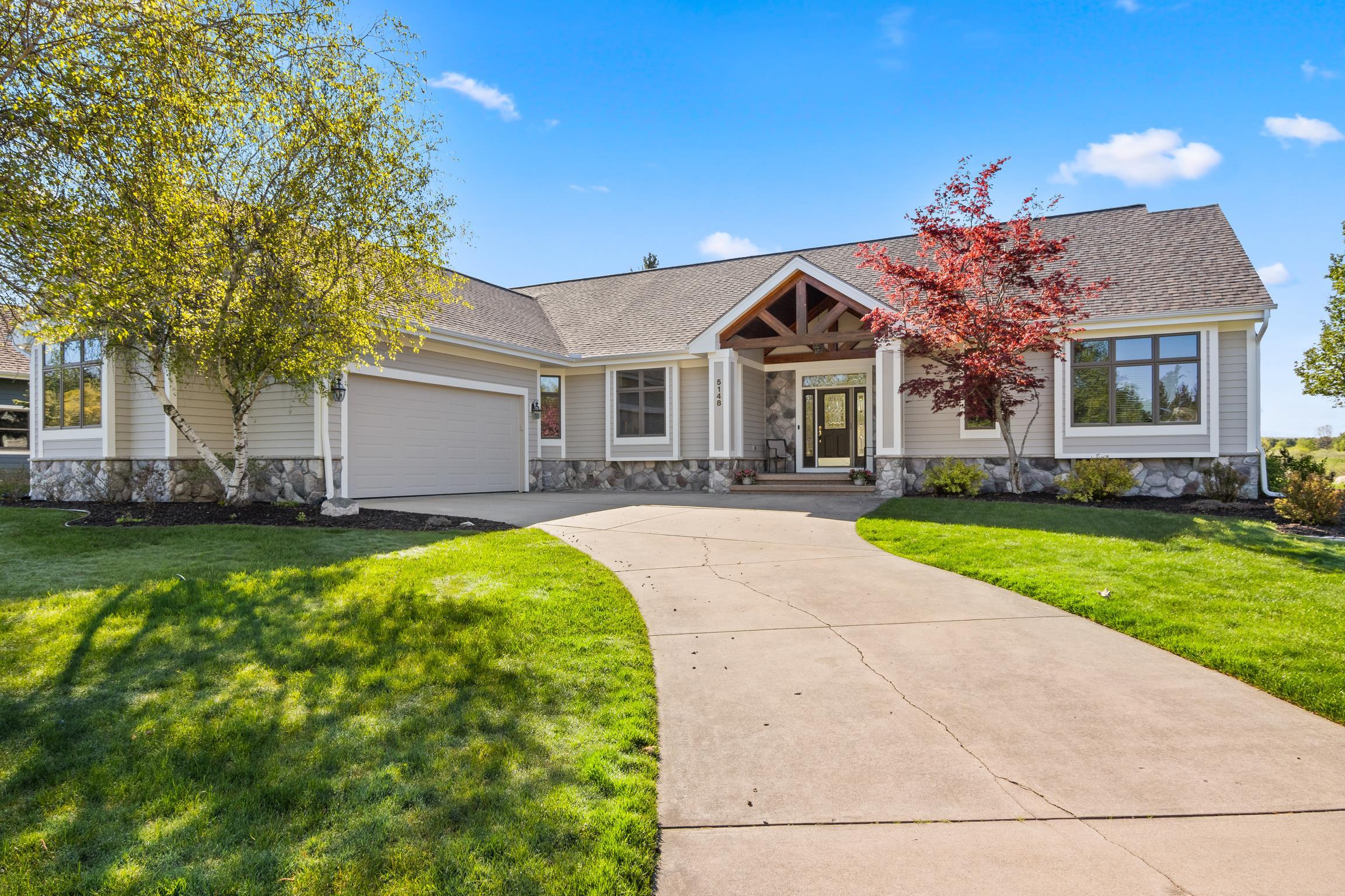 5148 Arrowhead CIR