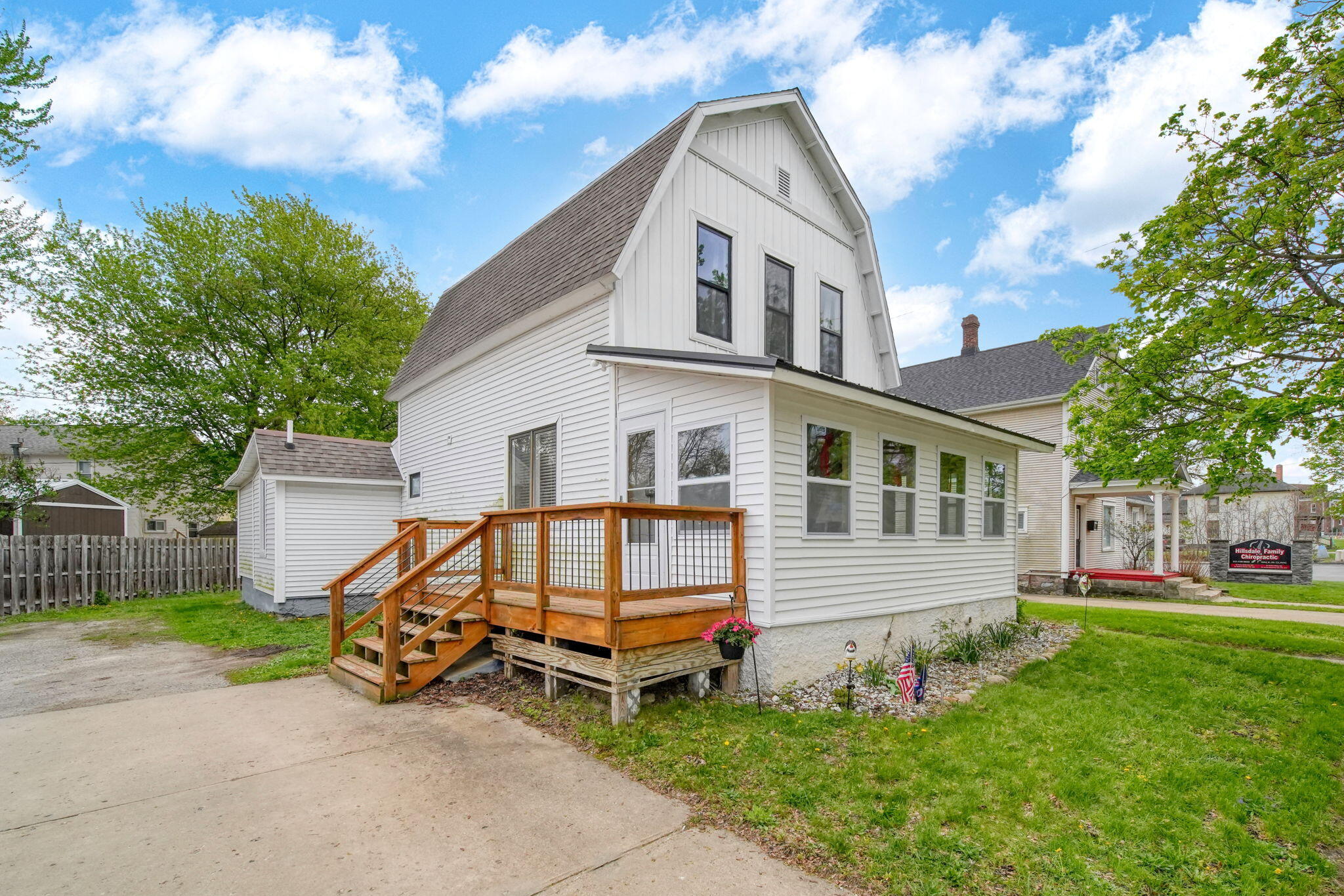 81 Hillsdale Street