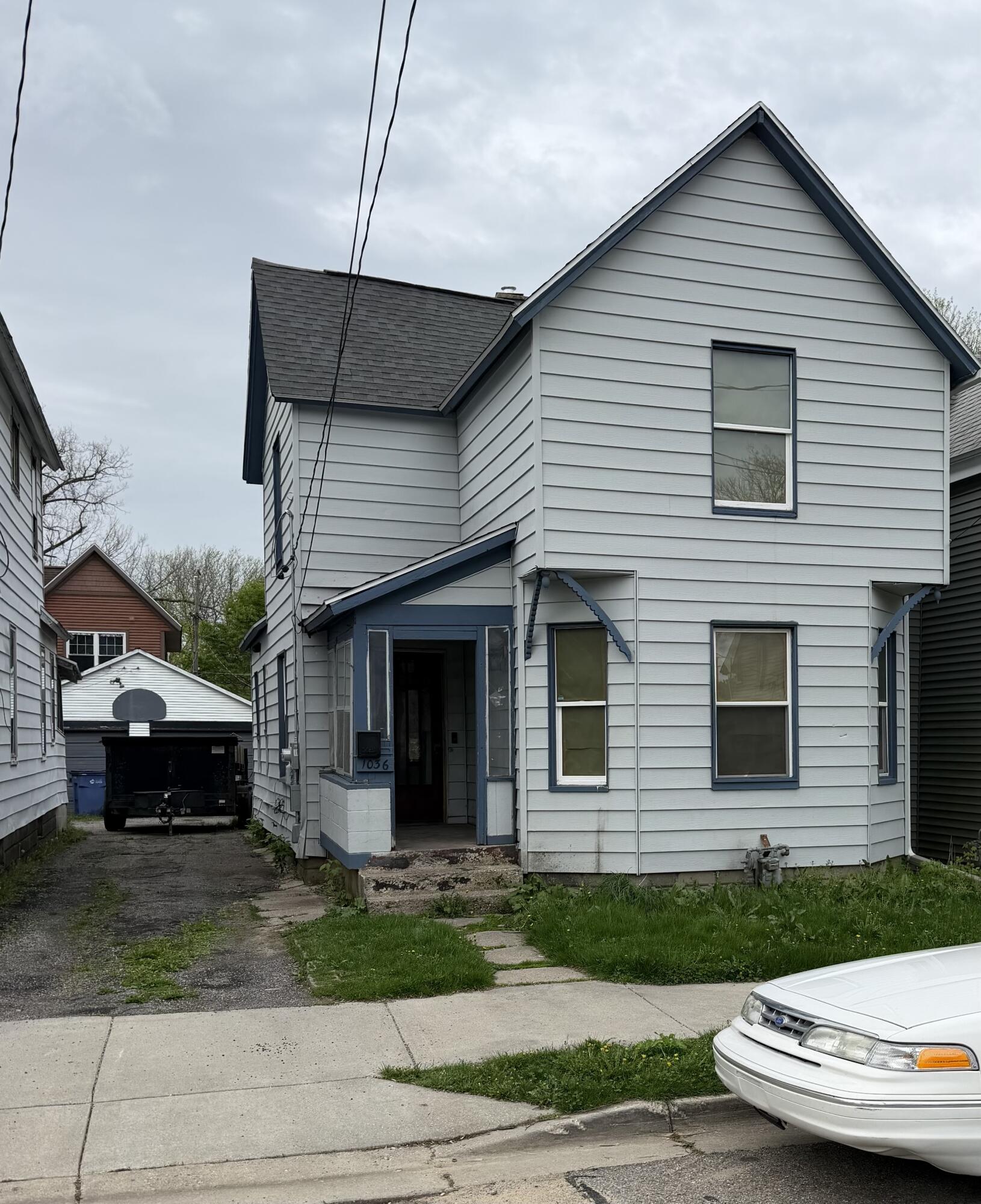 1036 Logan Street SE