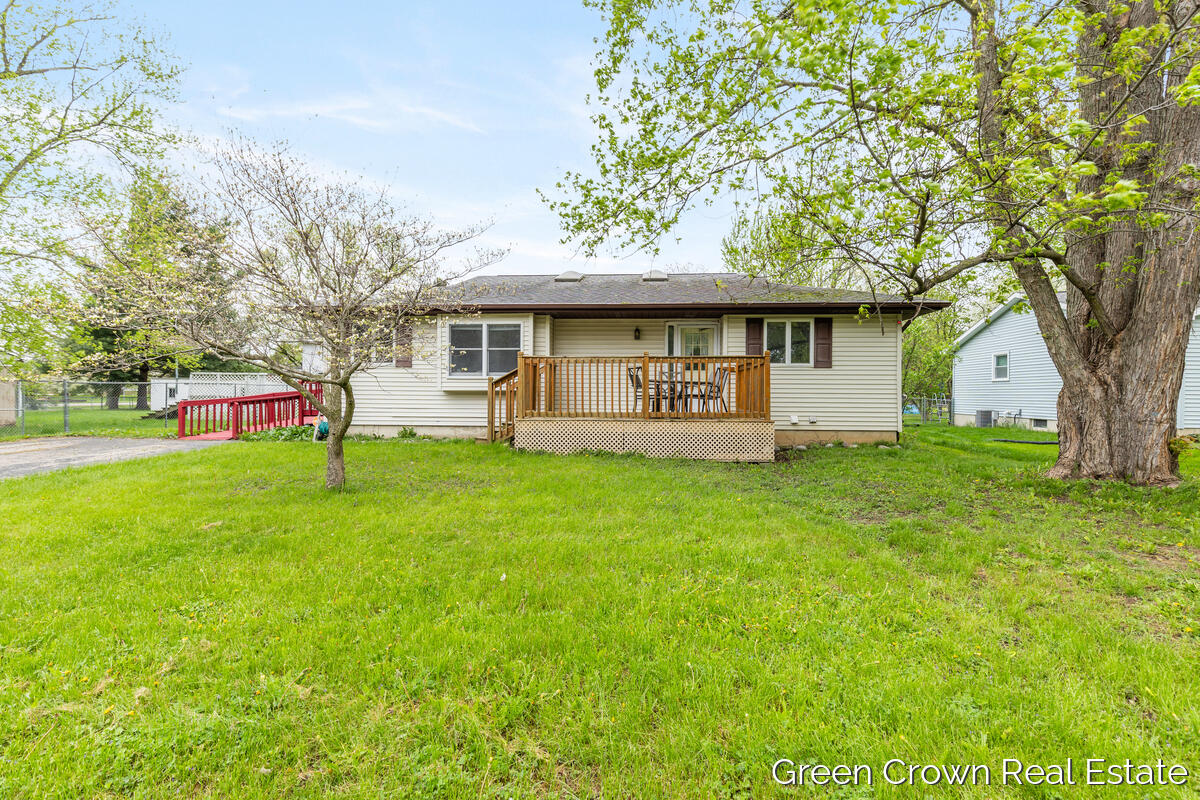 4982 Wilcox Road