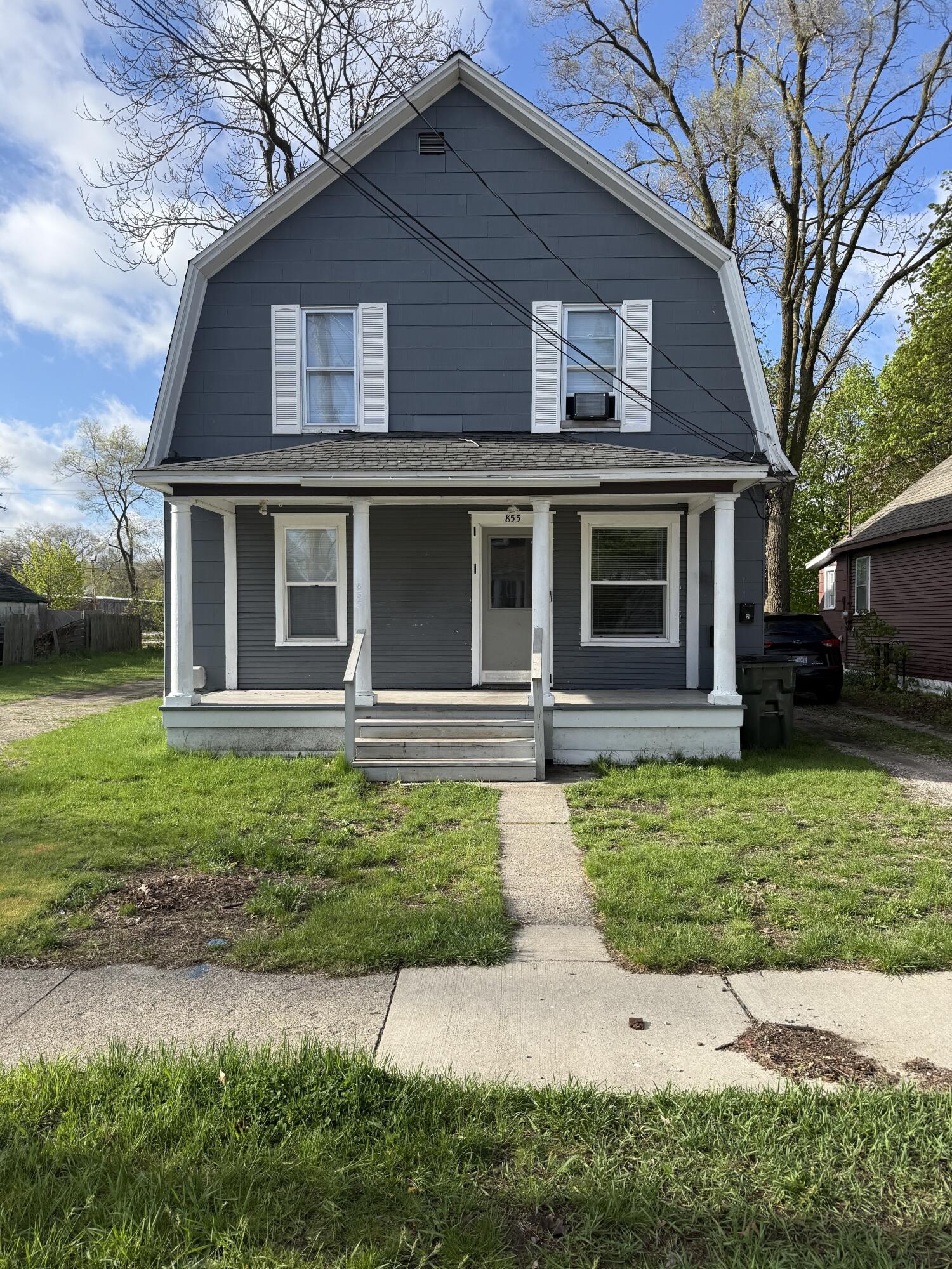 855 Turner Avenue
