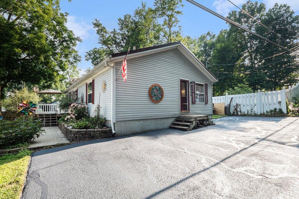 6859 Paradise Park