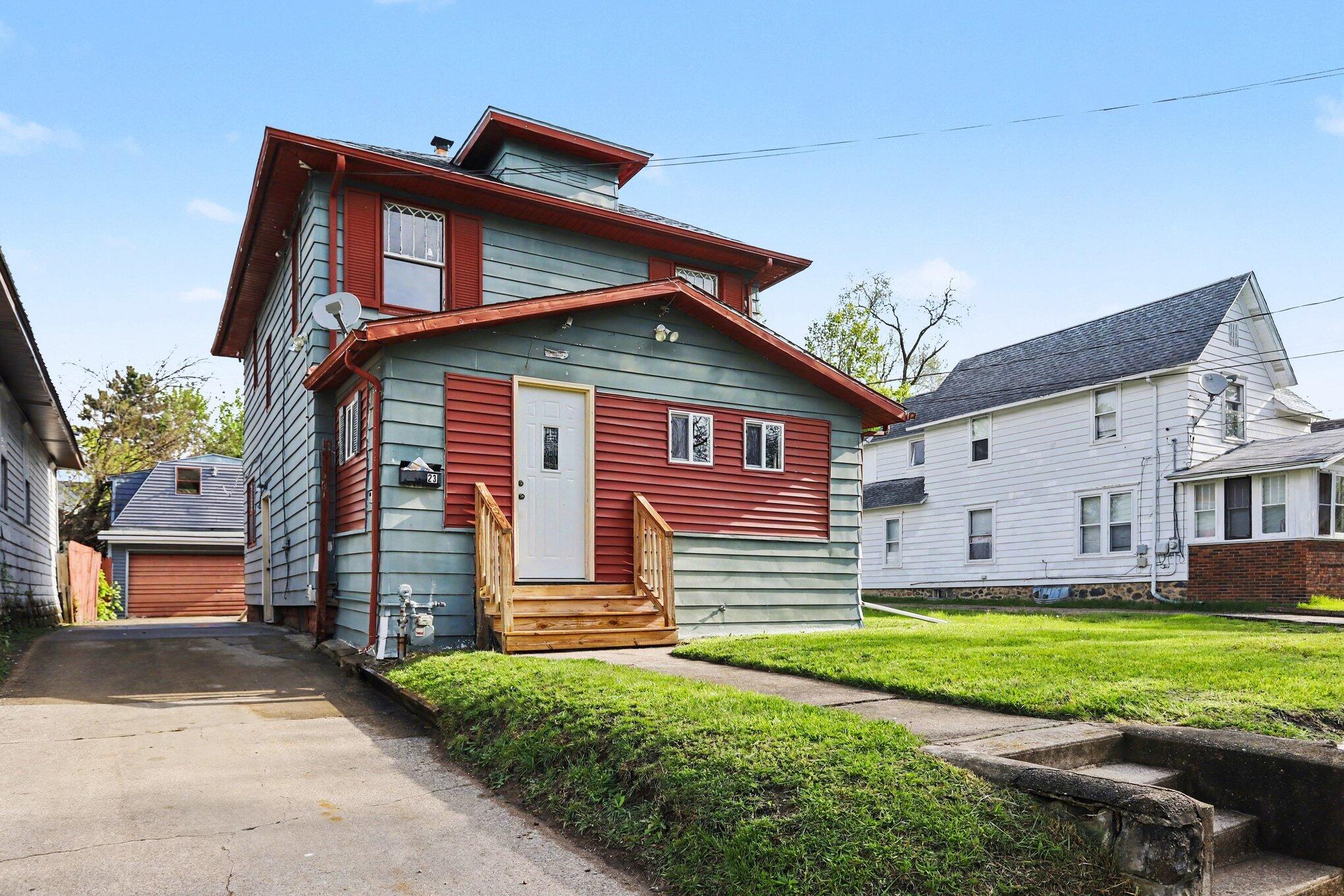 23 E Kingman Avenue