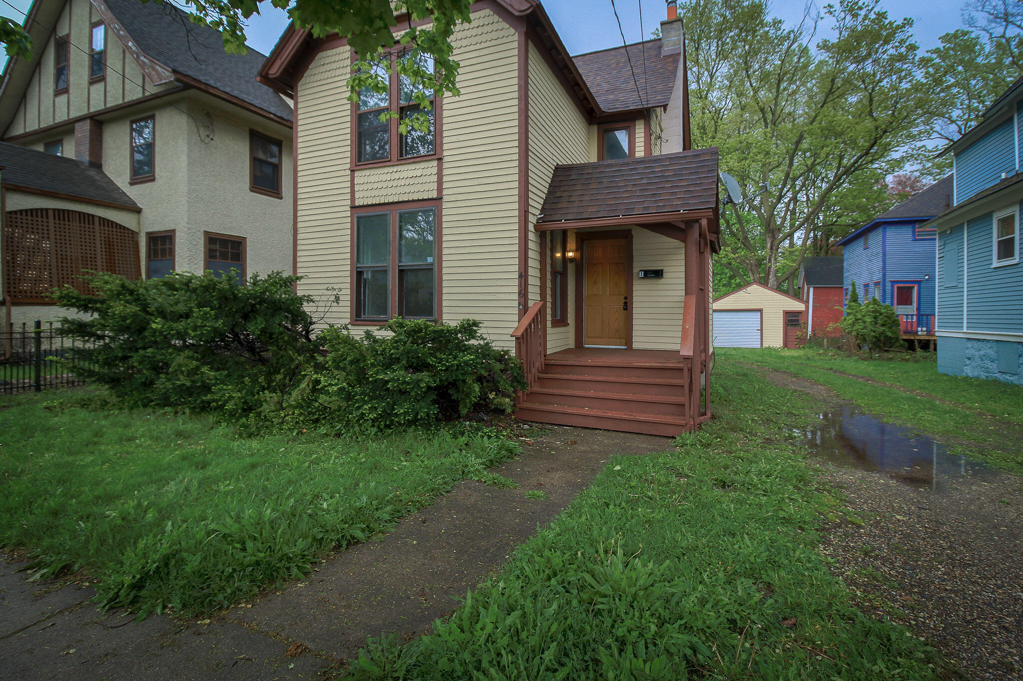 416 Douglas Avenue