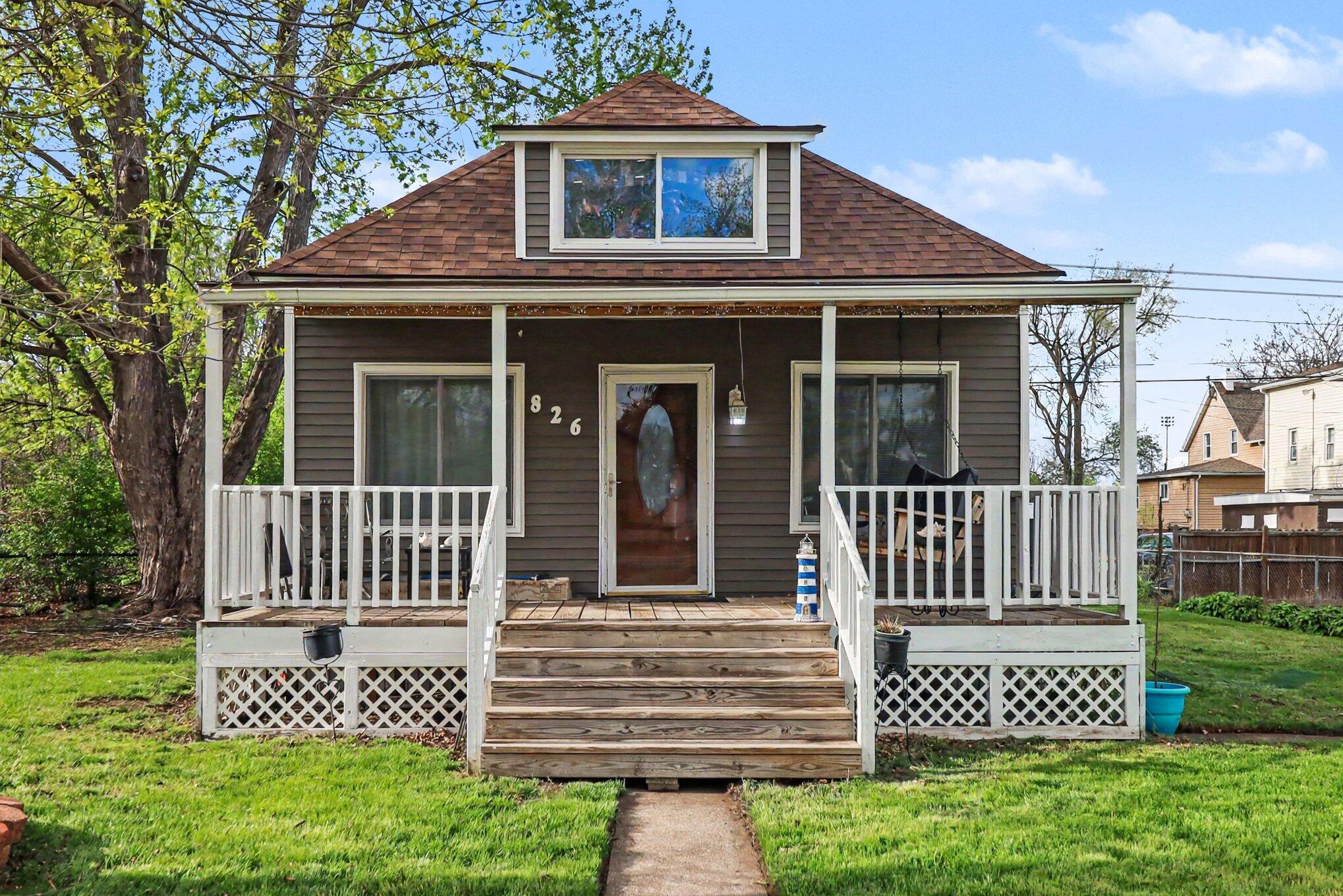 826 Orange Street
