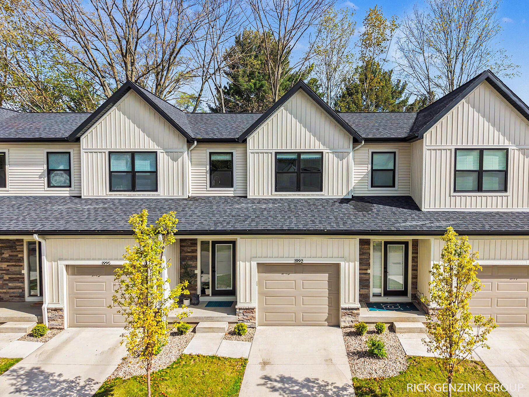 1993 N Shorewood Lane