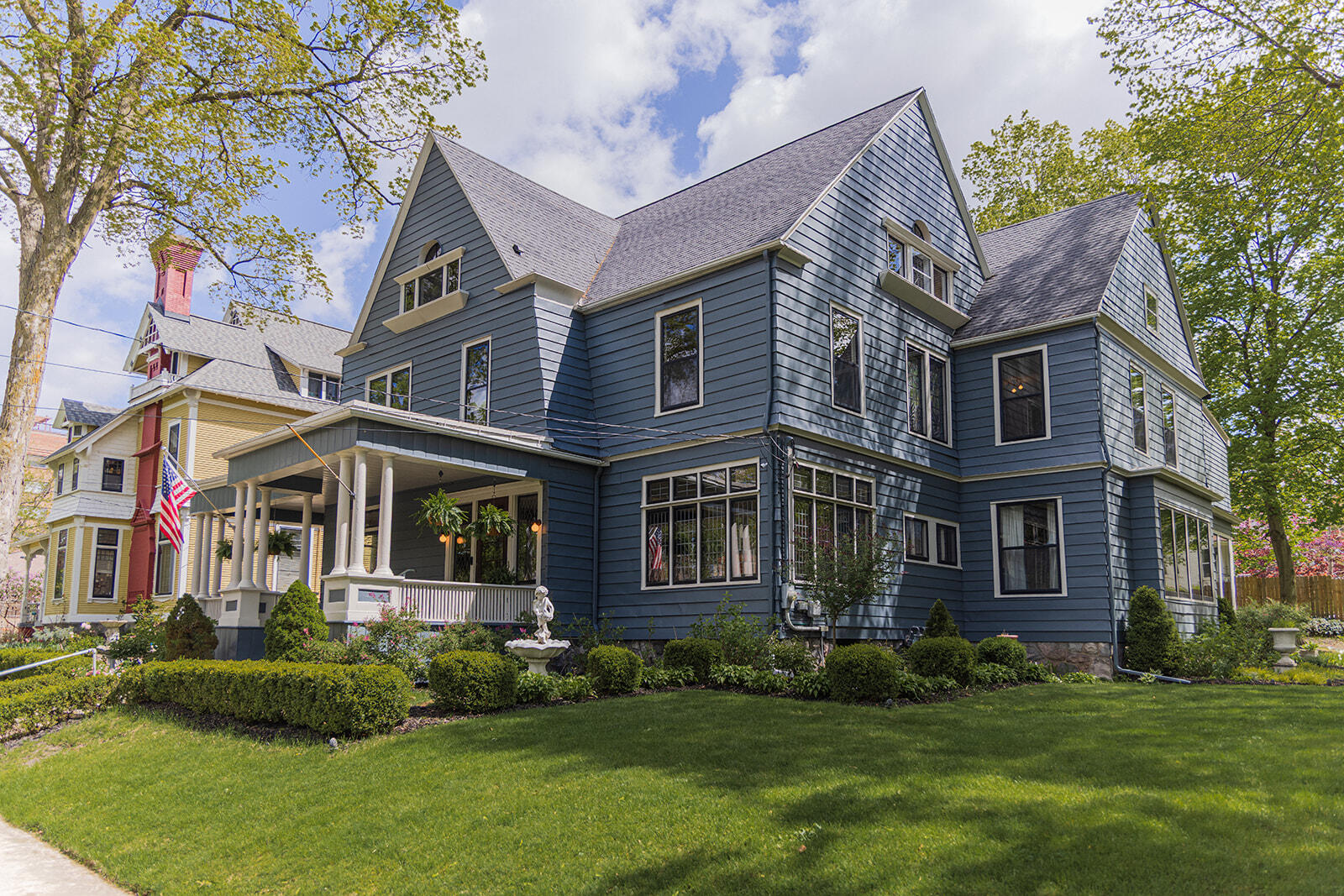 226 College Avenue SE