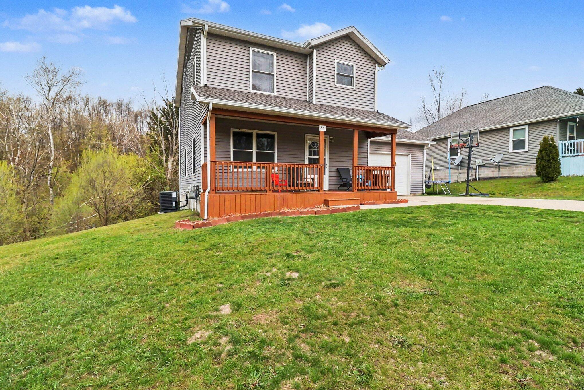 85 Northland Crossing