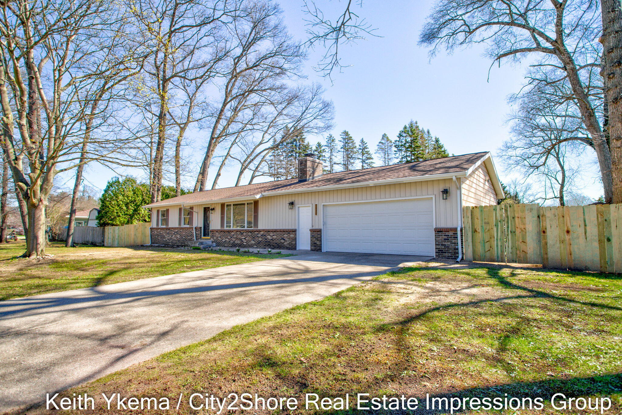 1830 N Roberts Road