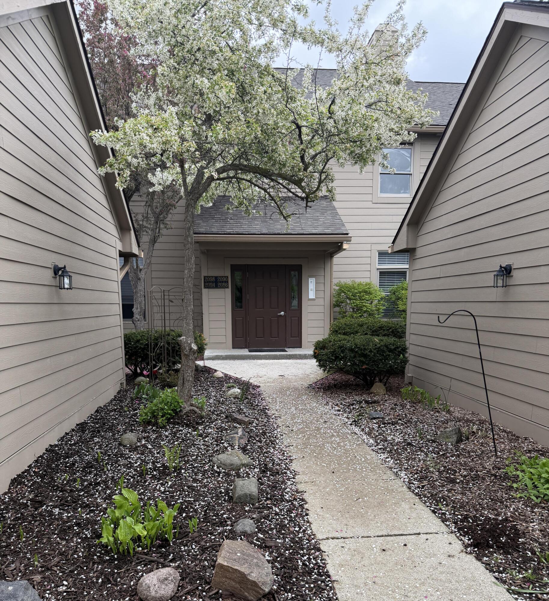 2098 Bent Trail Court