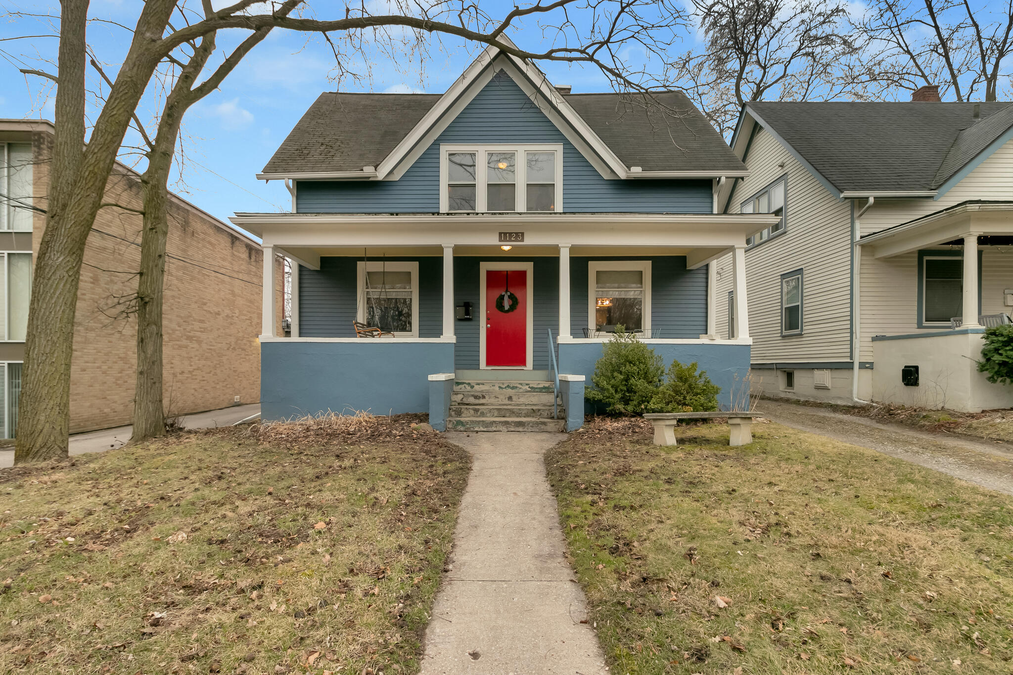1123 W Huron Street