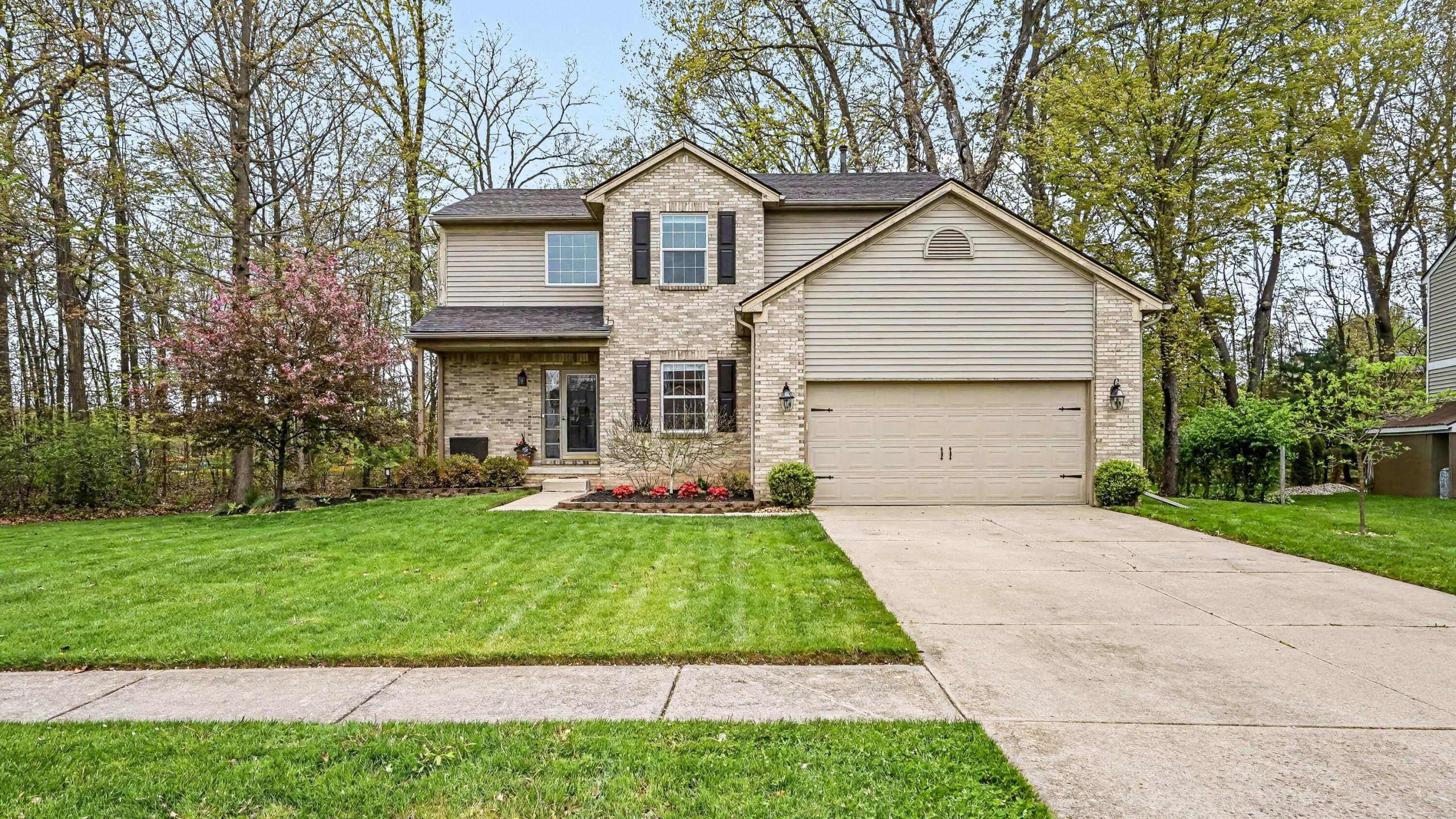 9410 Sandlewood Drive