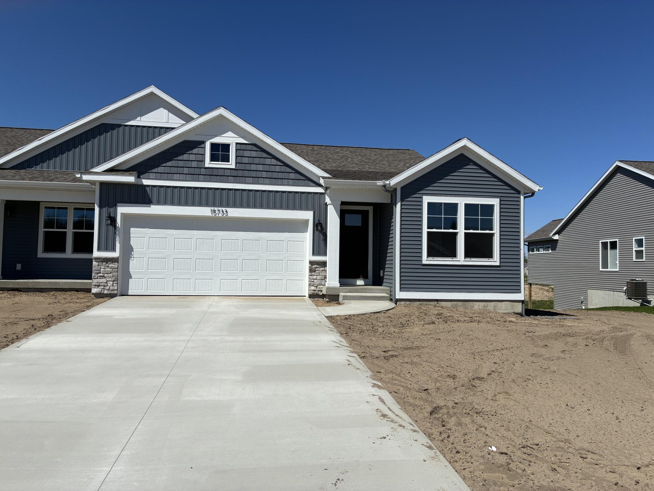 15733 Hawley Drive Unit: 31