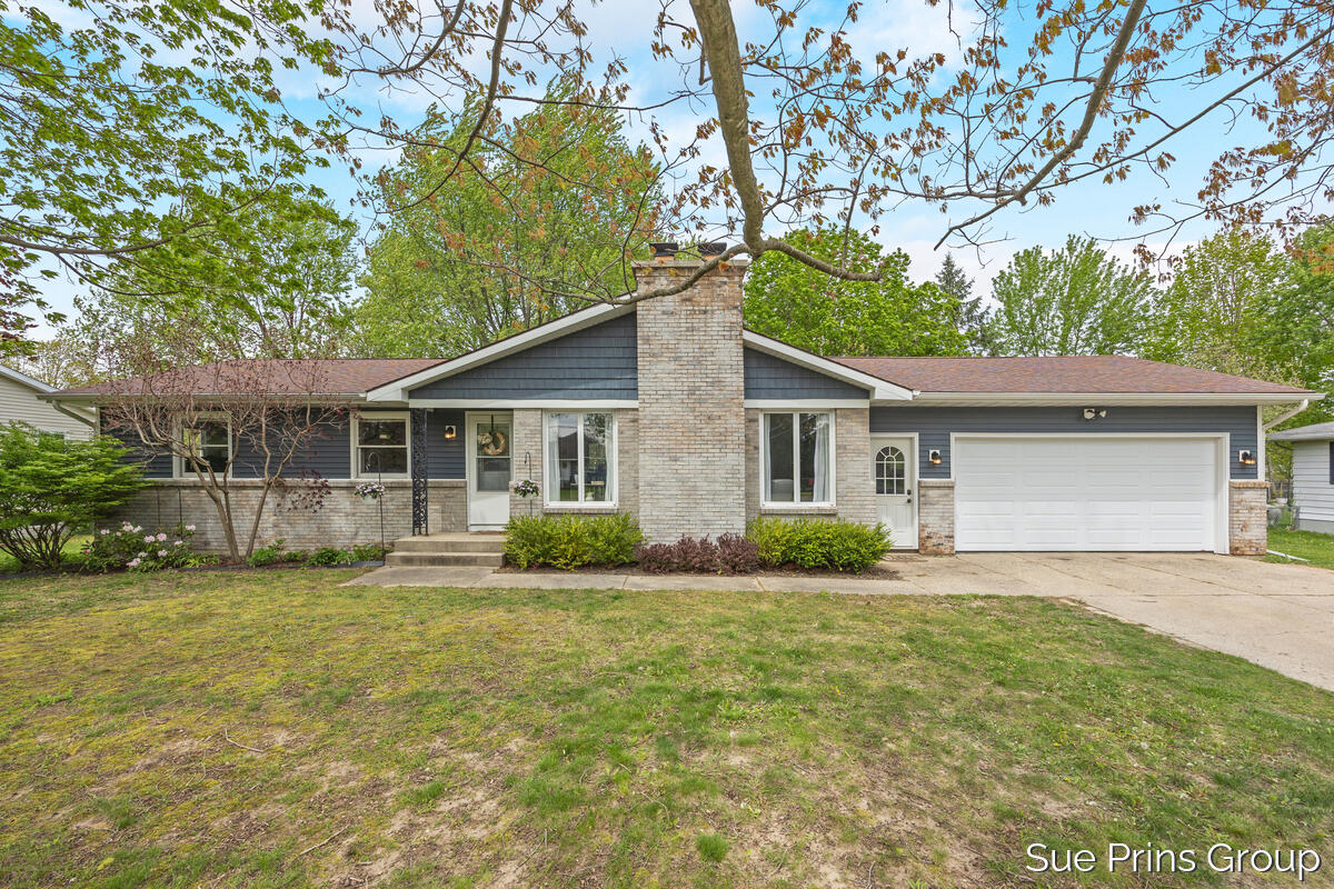 2595 Rosewood Street